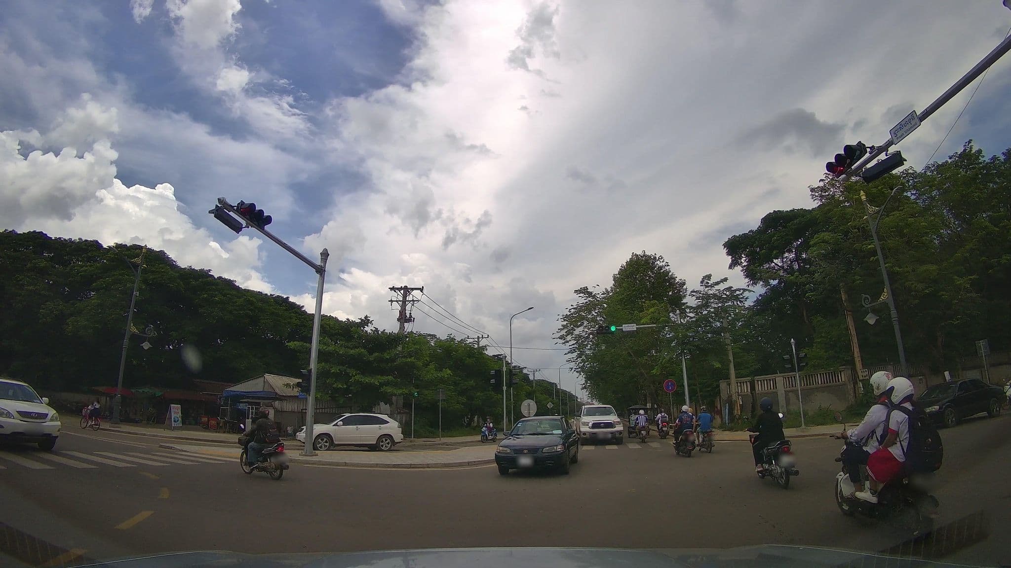 Street view near Allson Angkor Hotel Siem Reap, Siem Reap — © ThailandCambodia (CC BY-SA · Mapillary)
