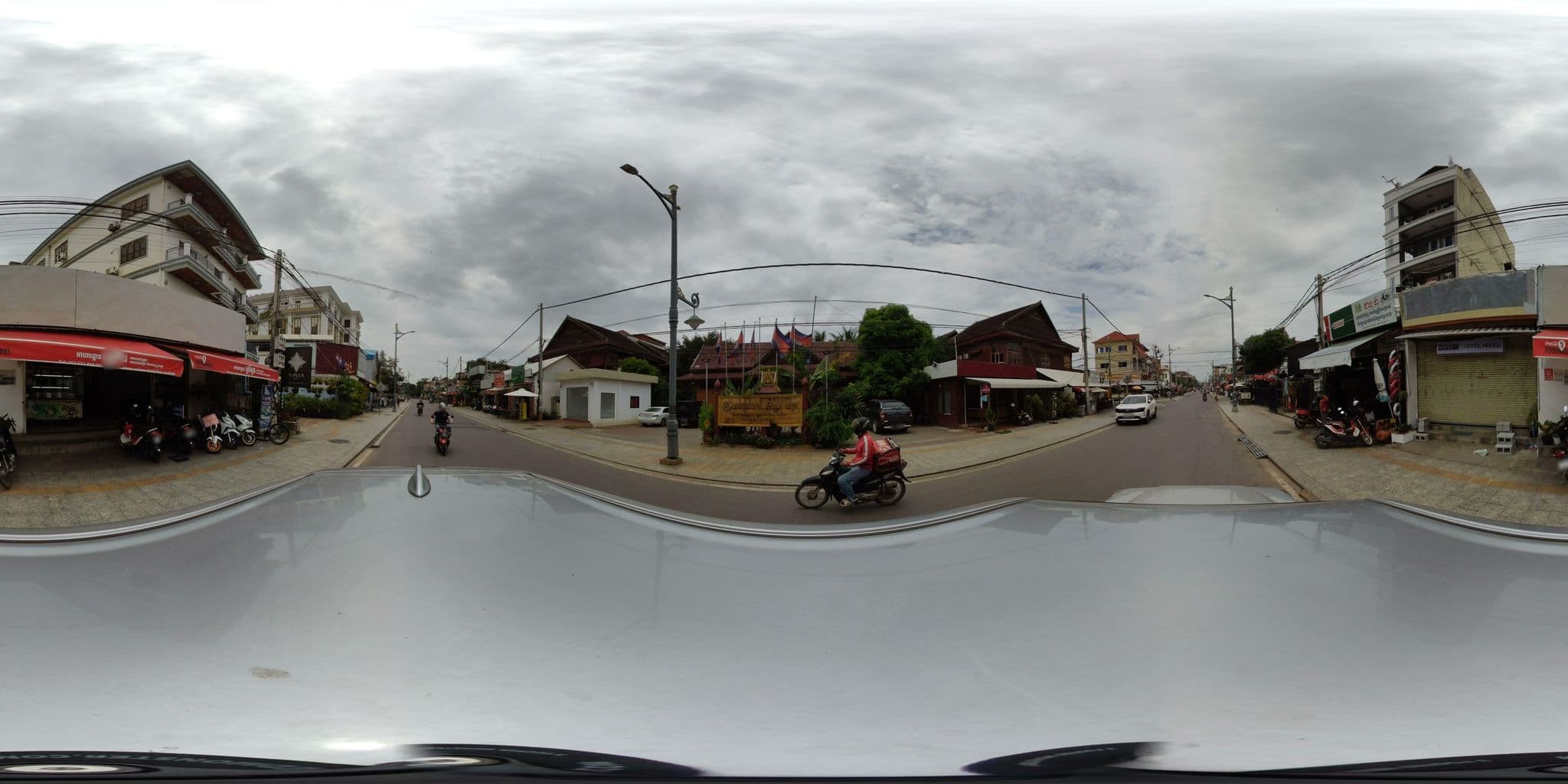Street view near Neak Pean Hotel, Siem Reap — © ThailandCambodia (CC BY-SA · Mapillary)