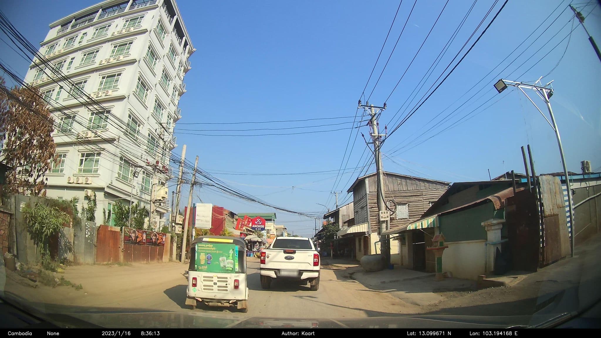 Street view near Jasmine Hotel, Battambang — © kaart_2 (CC BY-SA · Mapillary)