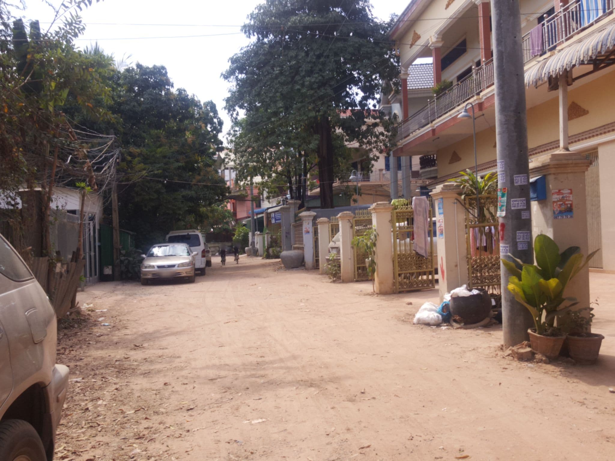 Street view near Pteas Kumae, Siem Reap — © mwinstrup (CC BY-SA · Mapillary)