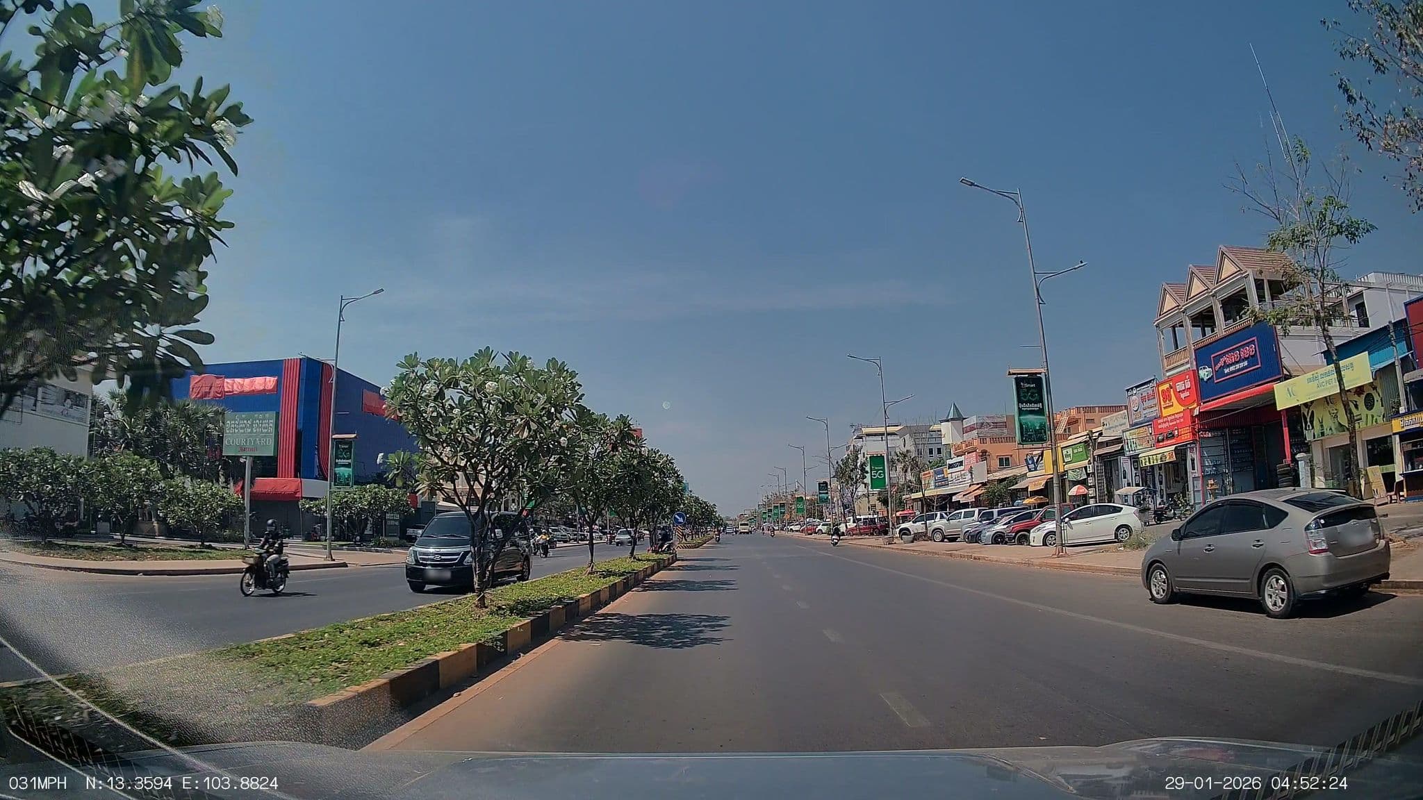 Street view near Gloria Angkor Hotel, Siem Reap — © ThailandCambodia (CC BY-SA · Mapillary)