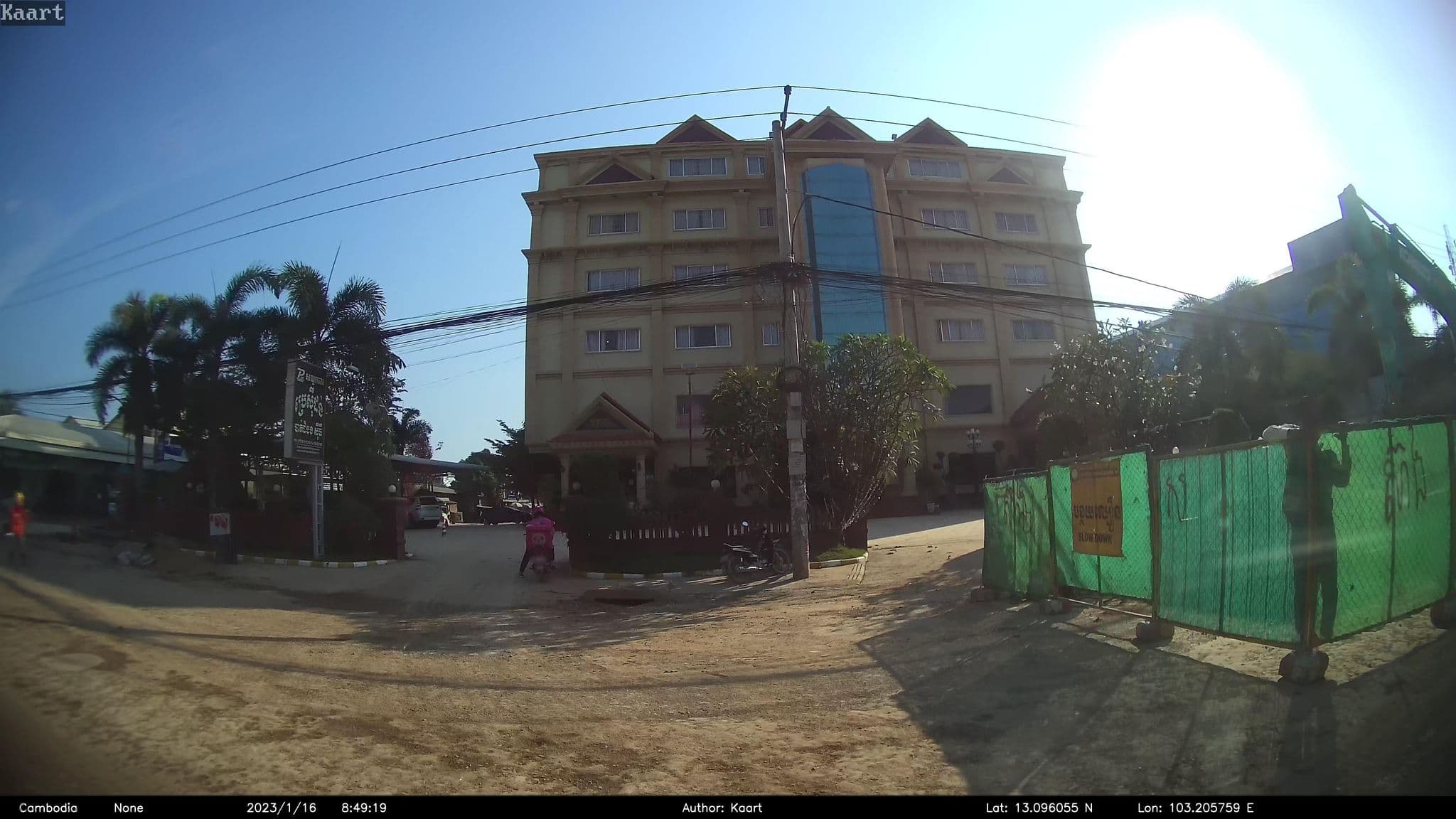 Street view near President Battambang City Hotel, Battambang — © kaart_2 (CC BY-SA · Mapillary)