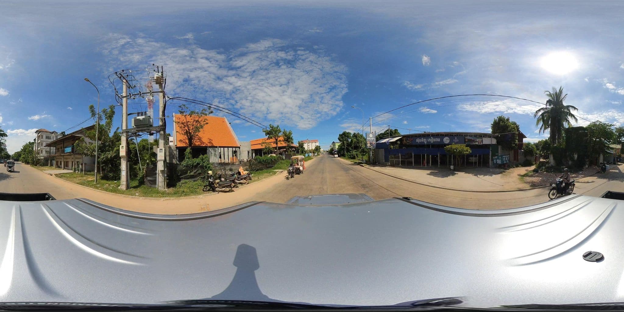 Street view near Ombrelle Et Kimono, Siem Reap — © ThailandCambodia (CC BY-SA · Mapillary)