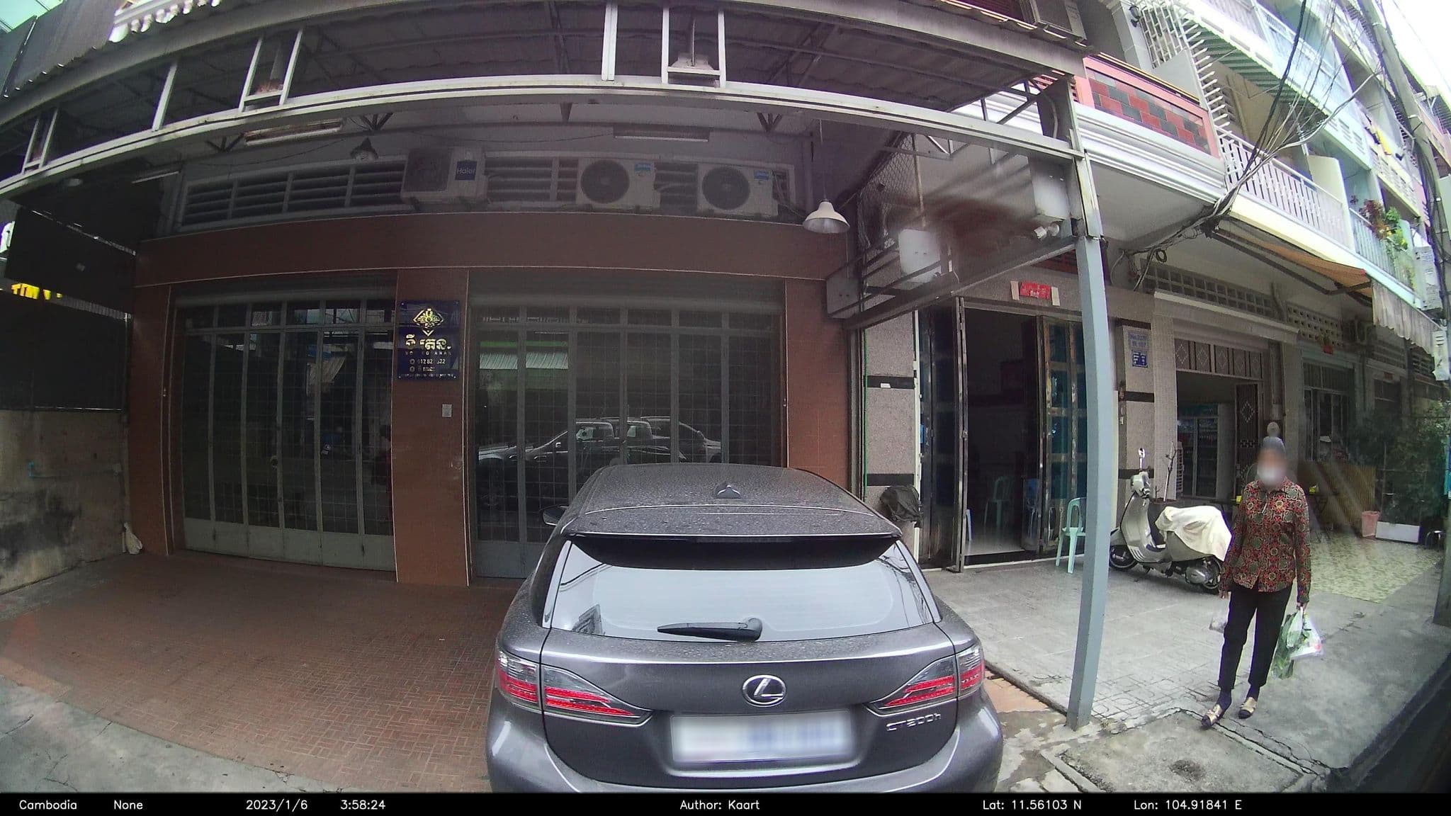 Street view near Orussey One Hotel, Phnom Penh — © kaart_2 (CC BY-SA · Mapillary)