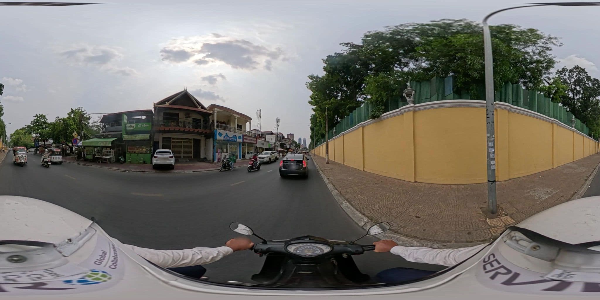 Street view near Aura Thematic Hostel, Phnom Penh — © vteck (CC BY-SA · Mapillary)