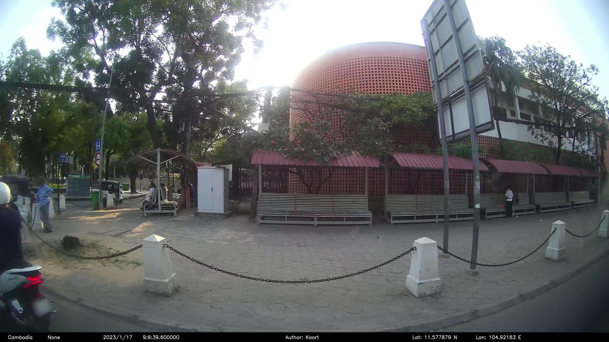 Street view near Casa Boutique Hotel 717 Room, Phnom Penh — © kaart_2 (CC BY-SA · Mapillary)
