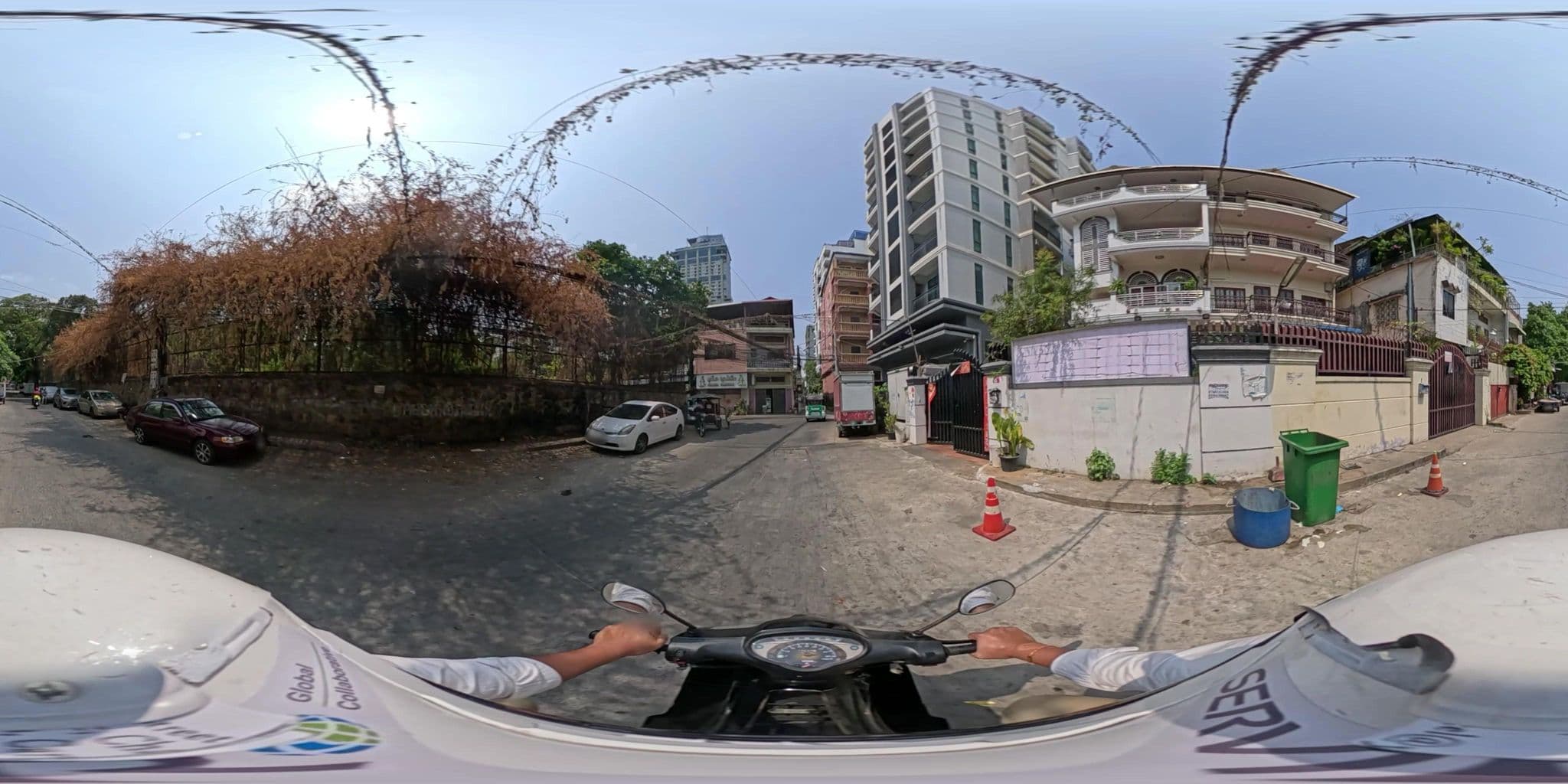 Street view near You Khin House, Phnom Penh — © vteck (CC BY-SA · Mapillary)