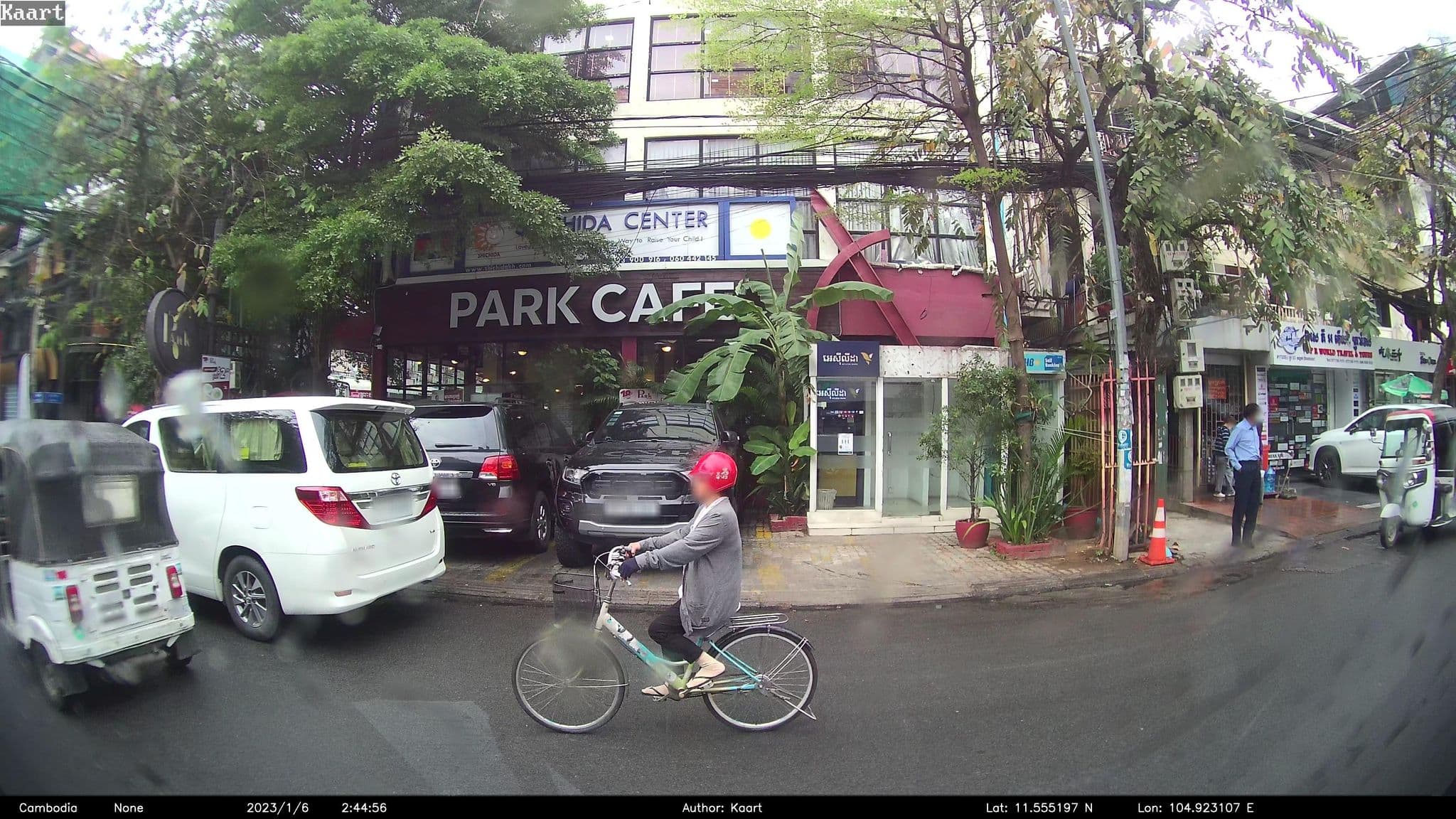 Street view near PhnomPenh City Hotel (PPC Hotel), Phnom Penh — © kaart_2 (CC BY-SA · Mapillary)