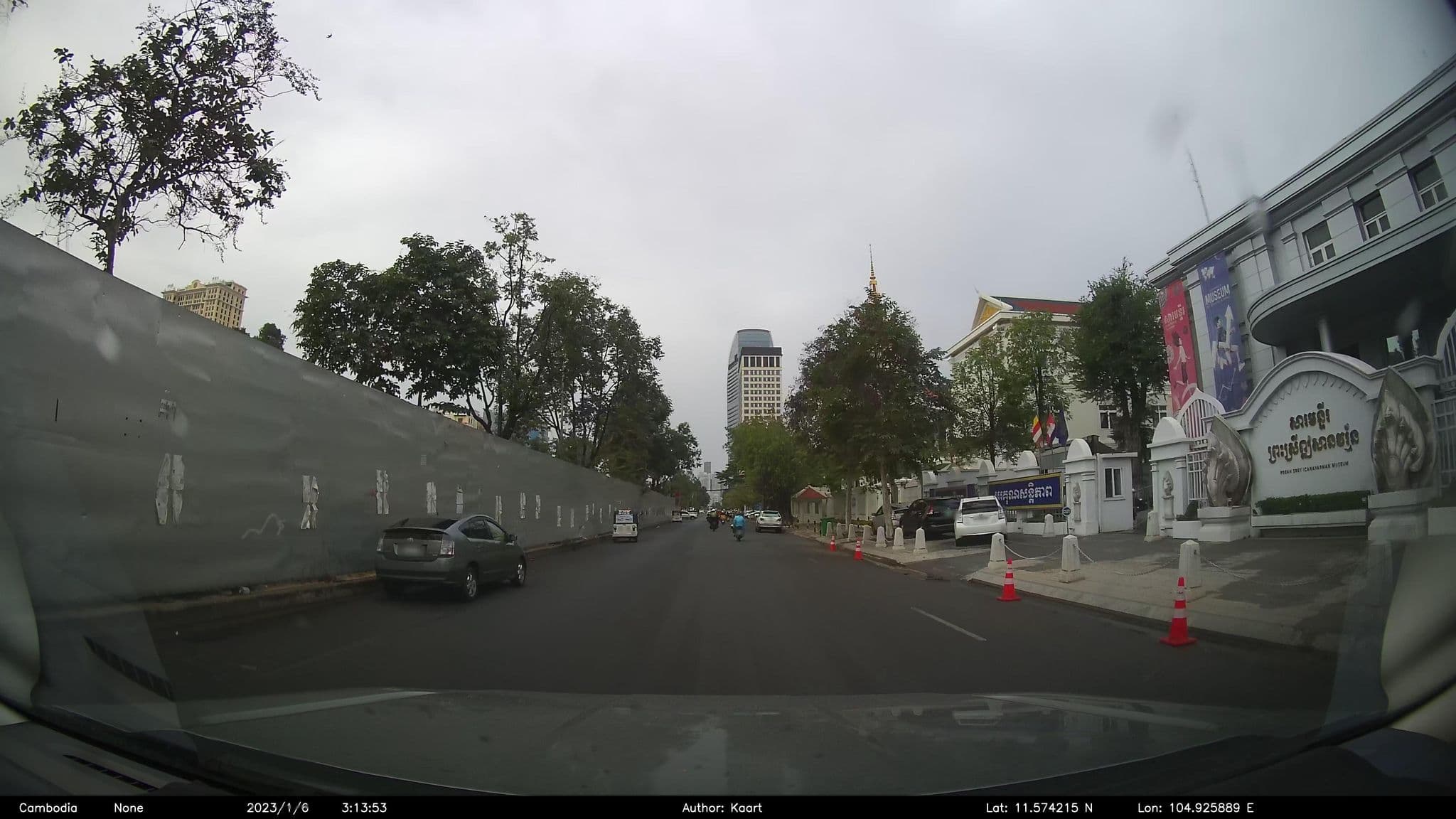 Street view near River 108, Phnom Penh — © kaart_2 (CC BY-SA · Mapillary)