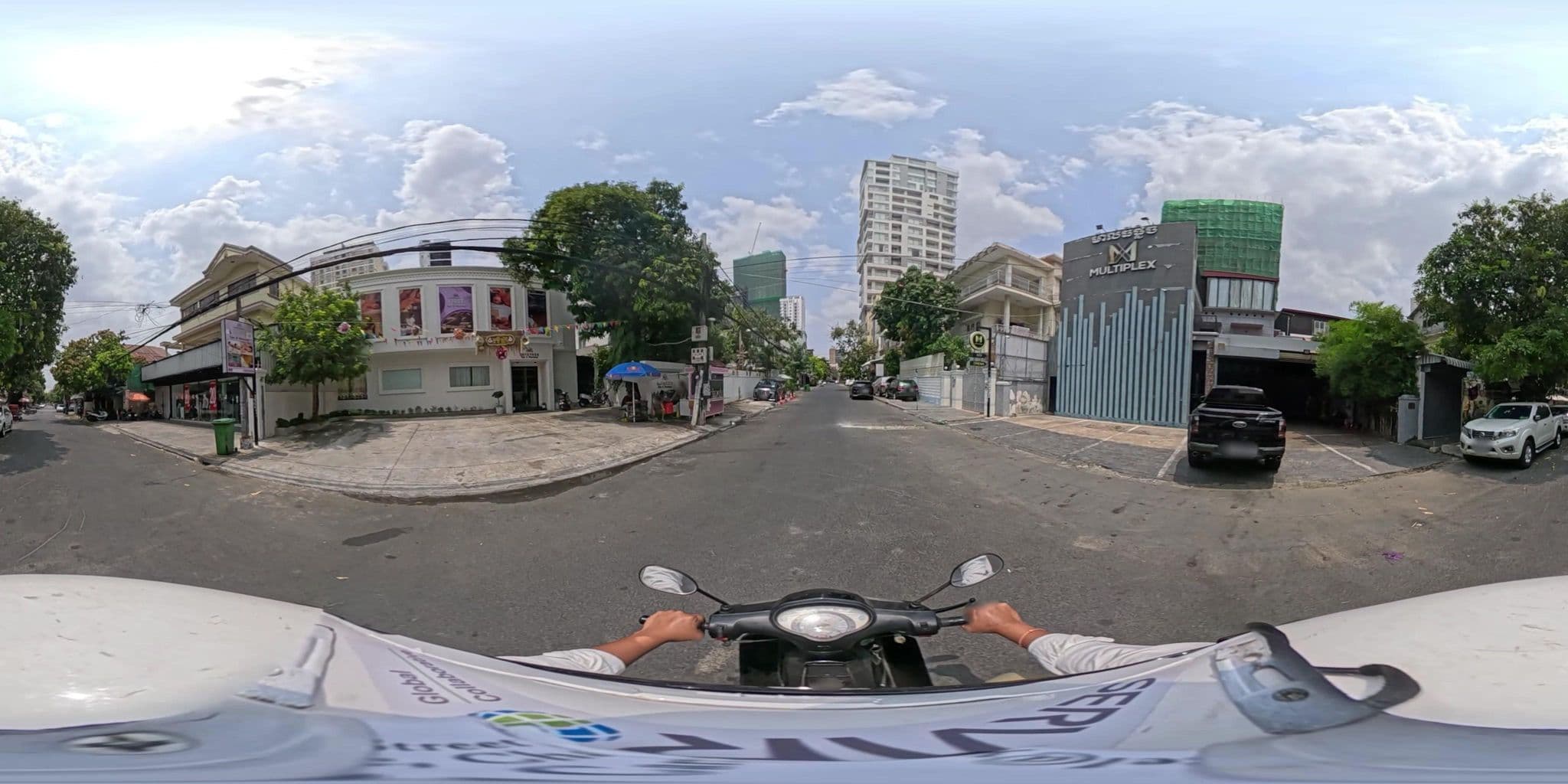 Street view near Away Green Oasis hotel, Phnom Penh — © vteck (CC BY-SA · Mapillary)
