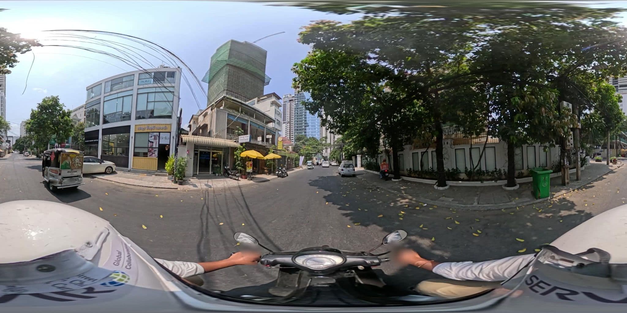 Street view near Envoy Hostel, Phnom Penh — © vteck (CC BY-SA · Mapillary)