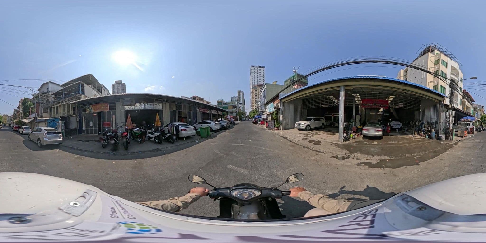Street view near Star Wood Inn, Phnom Penh — © vteck (CC BY-SA · Mapillary)