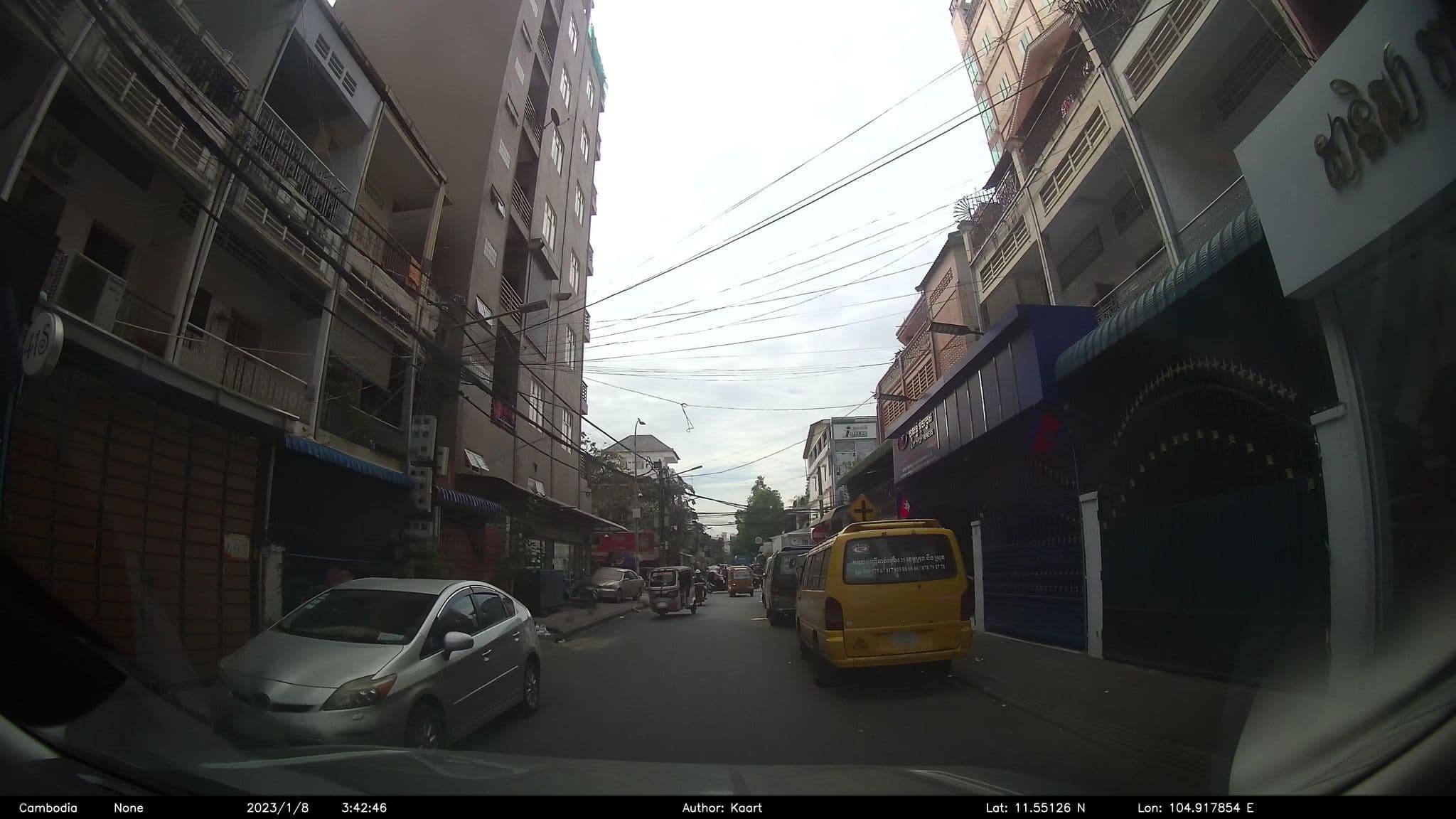 Street view near 金边微信地图广告营销, Phnom Penh — © kaart_2 (CC BY-SA · Mapillary)