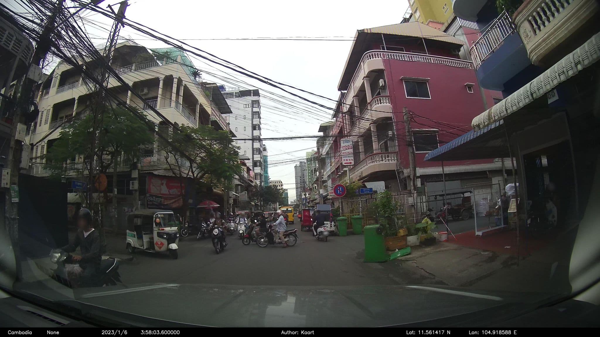 Street view near Nice GH, Phnom Penh — © kaart_2 (CC BY-SA · Mapillary)