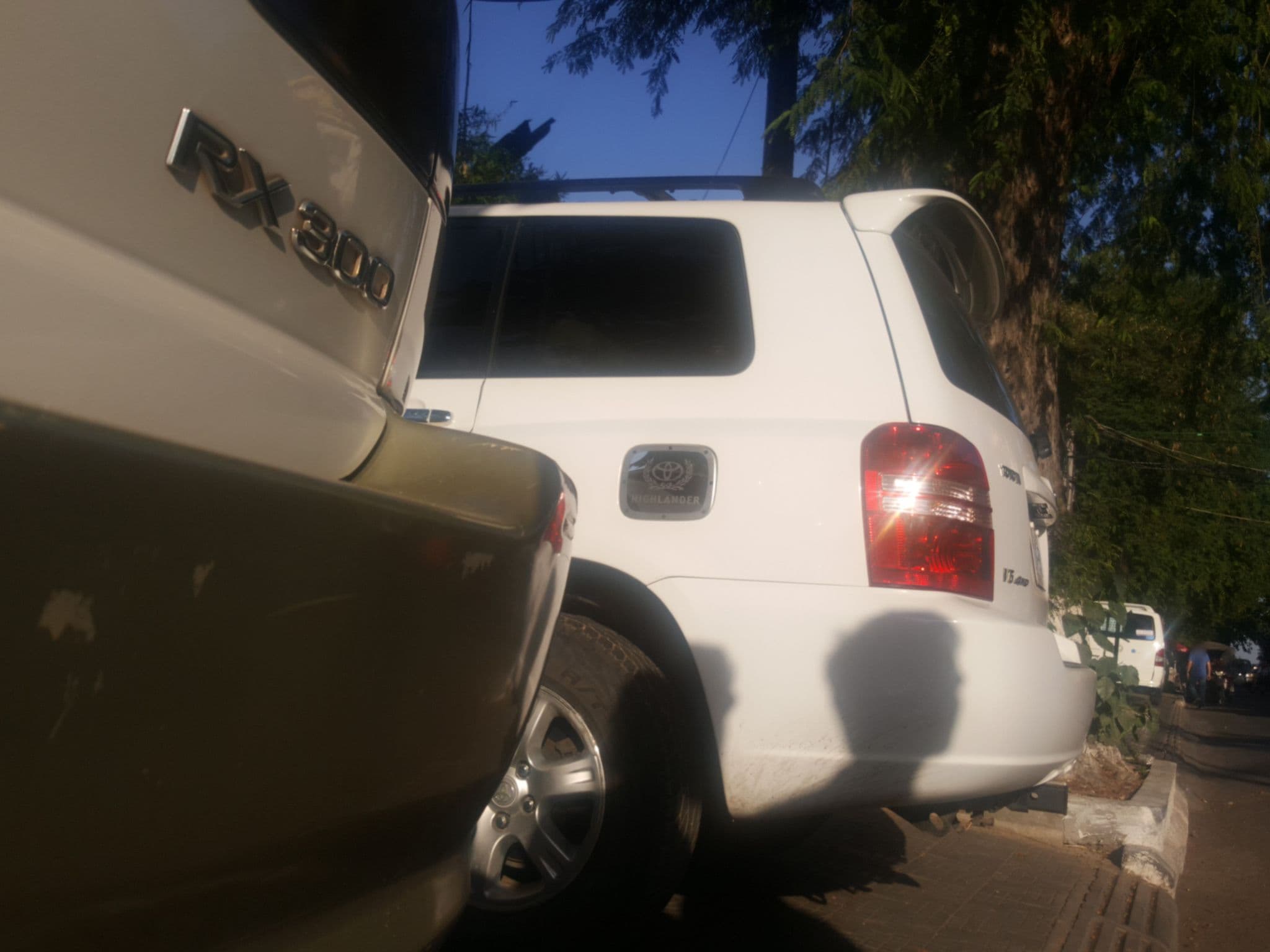 Street view near Palace Gate Hotel & Resort Pool, Phnom Penh — © mwinstrup (CC BY-SA · Mapillary)