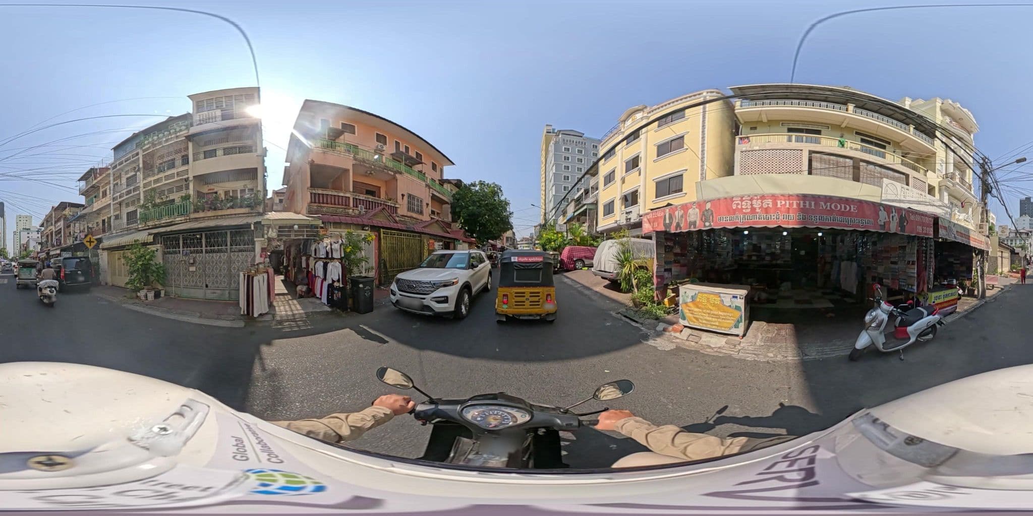 Street view near Nagaworld Hotel, Phnom Penh — © vteck (CC BY-SA · Mapillary)