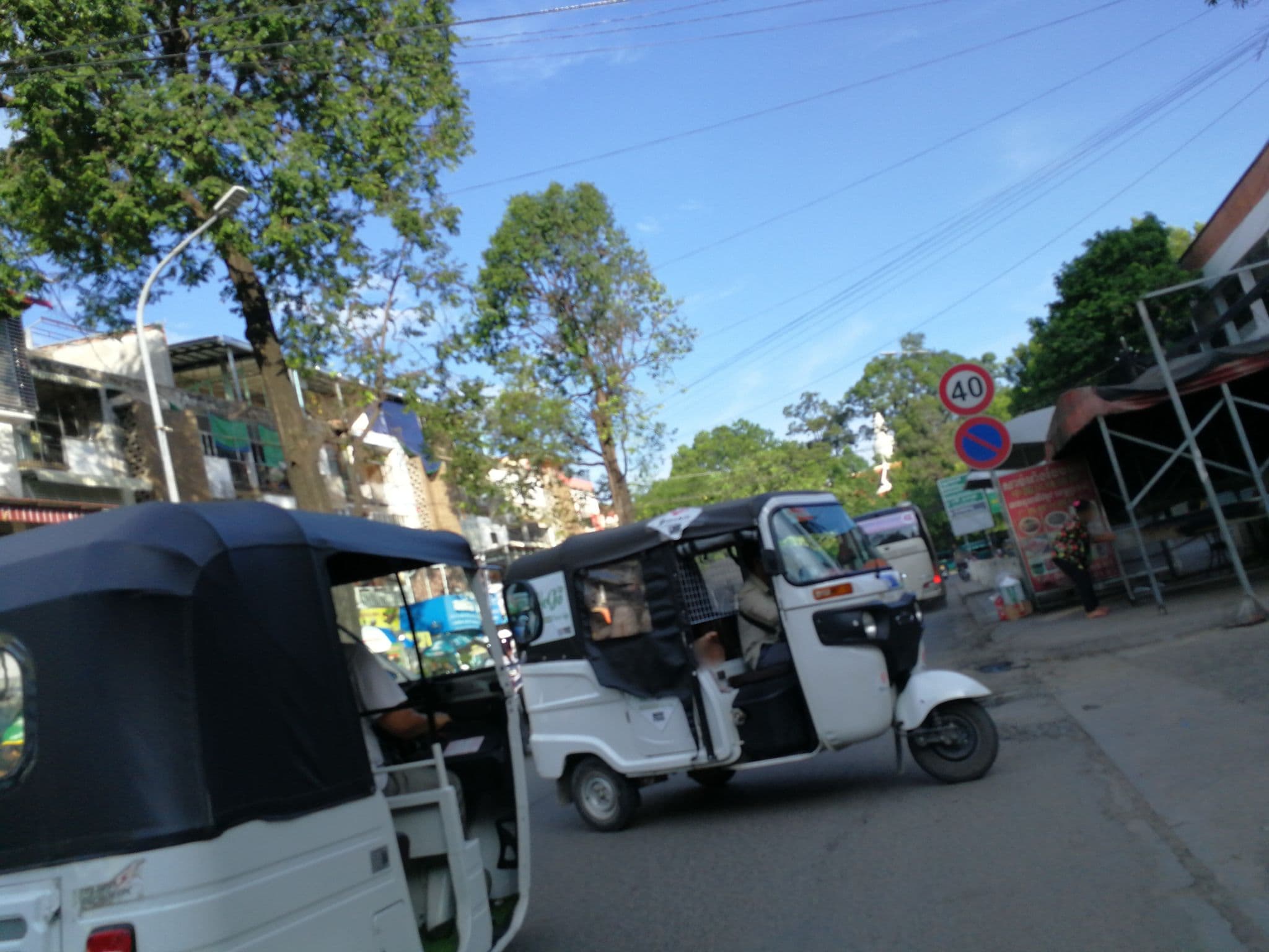 Street view near Casa Boutique Hotel Phnom Penh, Phnom Penh — © vandecasteele (CC BY-SA · Mapillary)