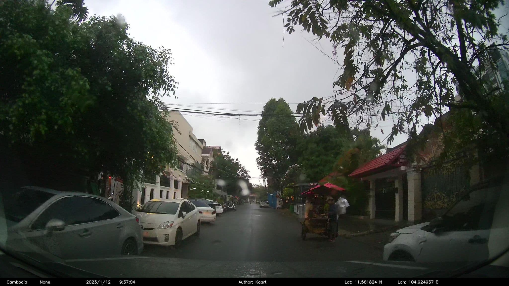 Street view near Royal Mekong Boutique Hotel, Phnom Penh — © kaart_2 (CC BY-SA · Mapillary)