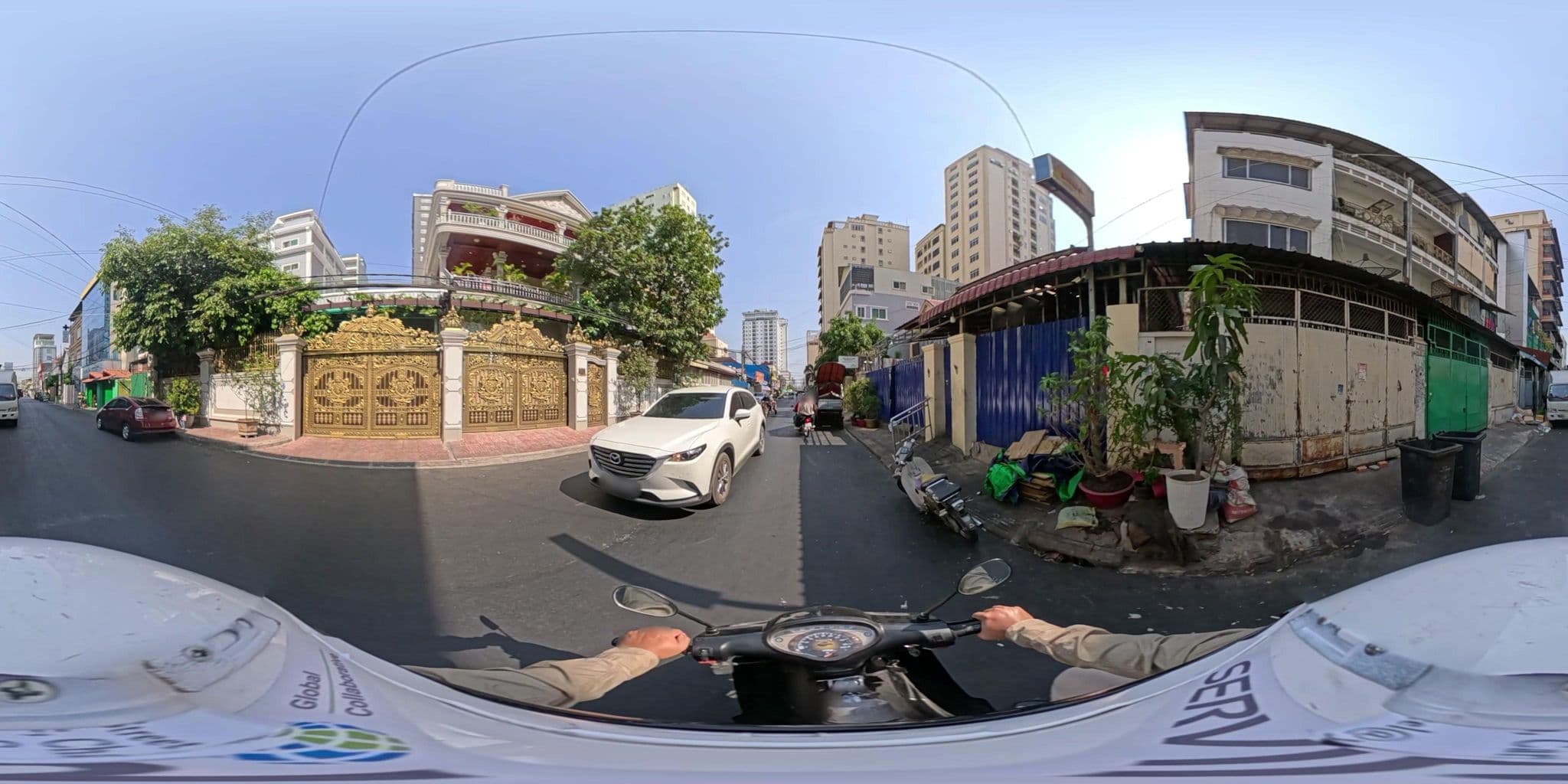 Street view near Relax guest House, Phnom Penh — © vteck (CC BY-SA · Mapillary)