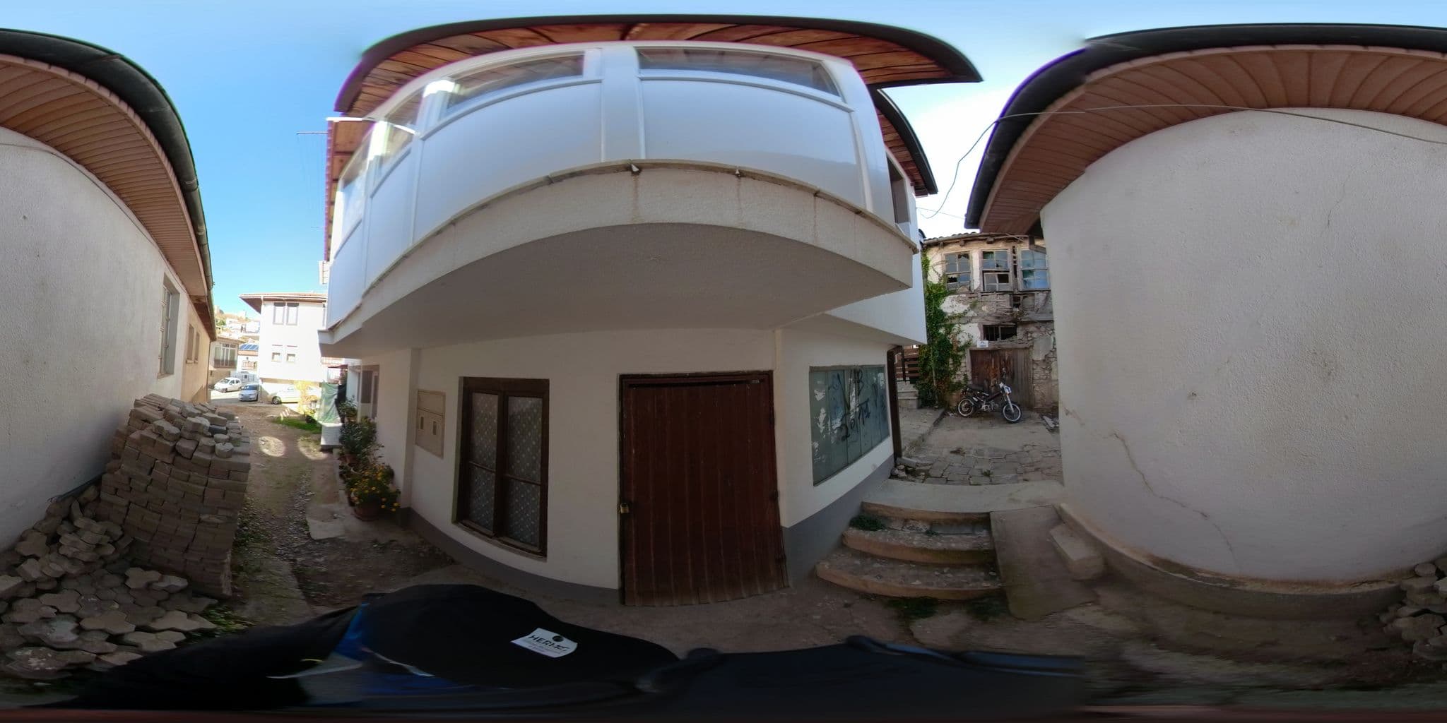Street view near Villa Dvor, Ohrid — © akyrkou (CC BY-SA · Mapillary)