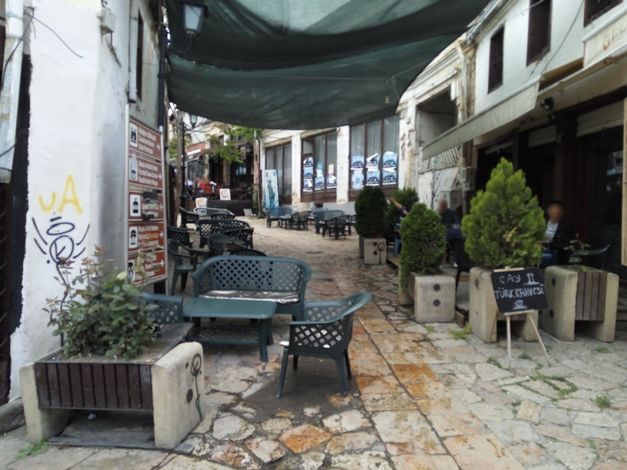 Street view near Vila Boutique Hotel, Skopje — © ardob11 (CC BY-SA · Mapillary)