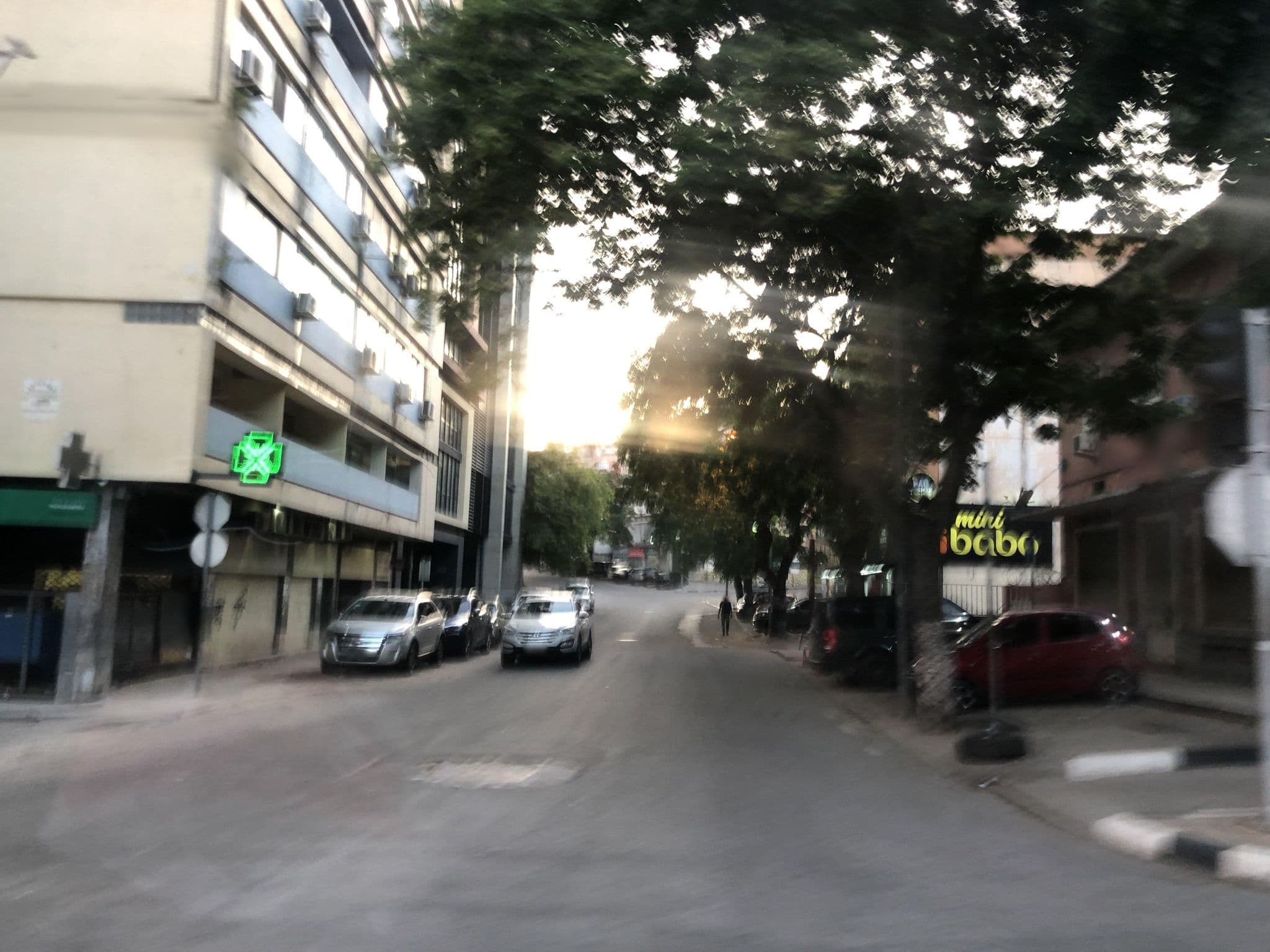 Street view near Pensão Cardoso, Ingombota — © via (CC BY-SA · Mapillary)