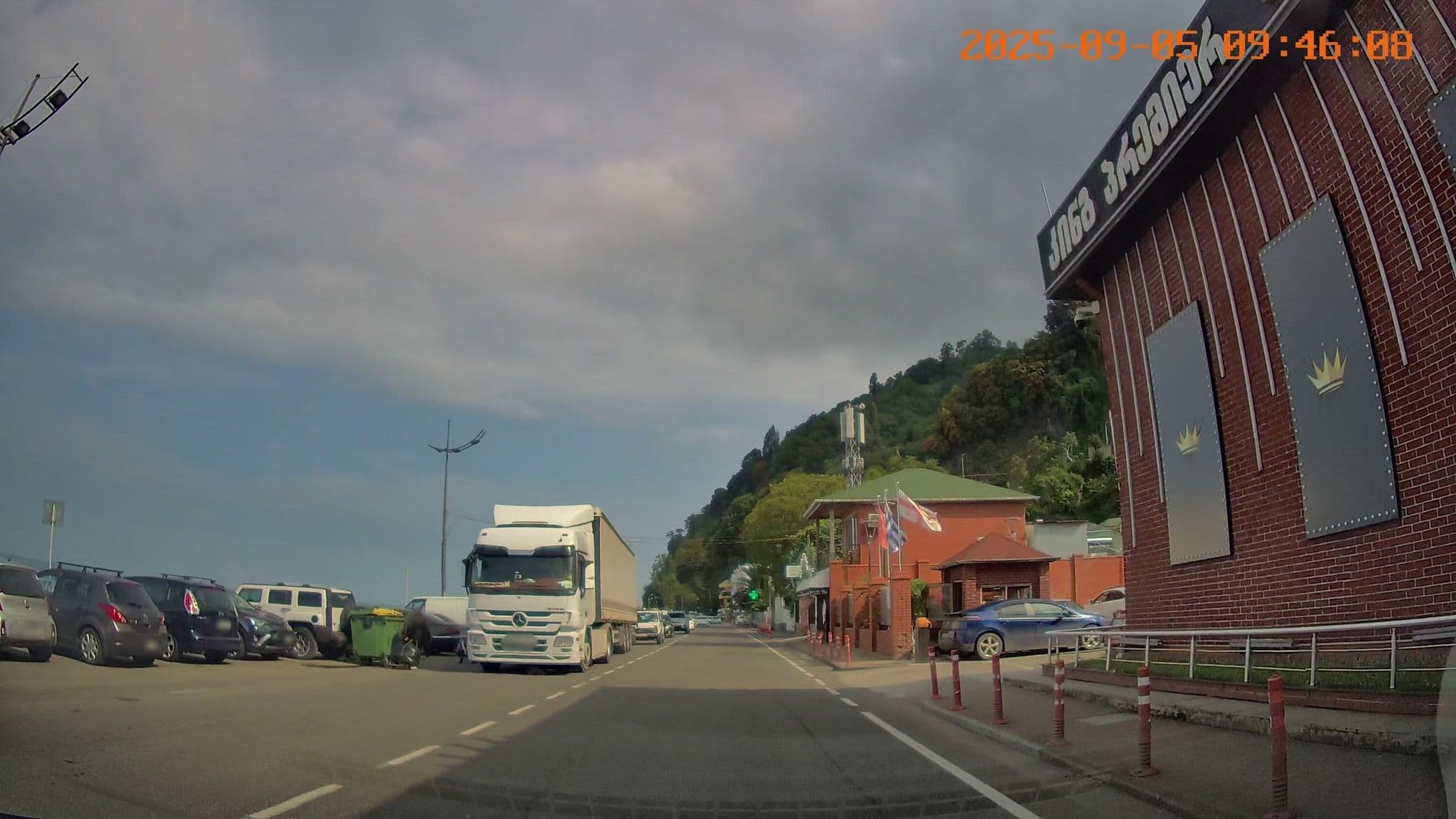 Street view near Sarpi Resort, Batumi — © bdgwl (CC BY-SA · Mapillary)