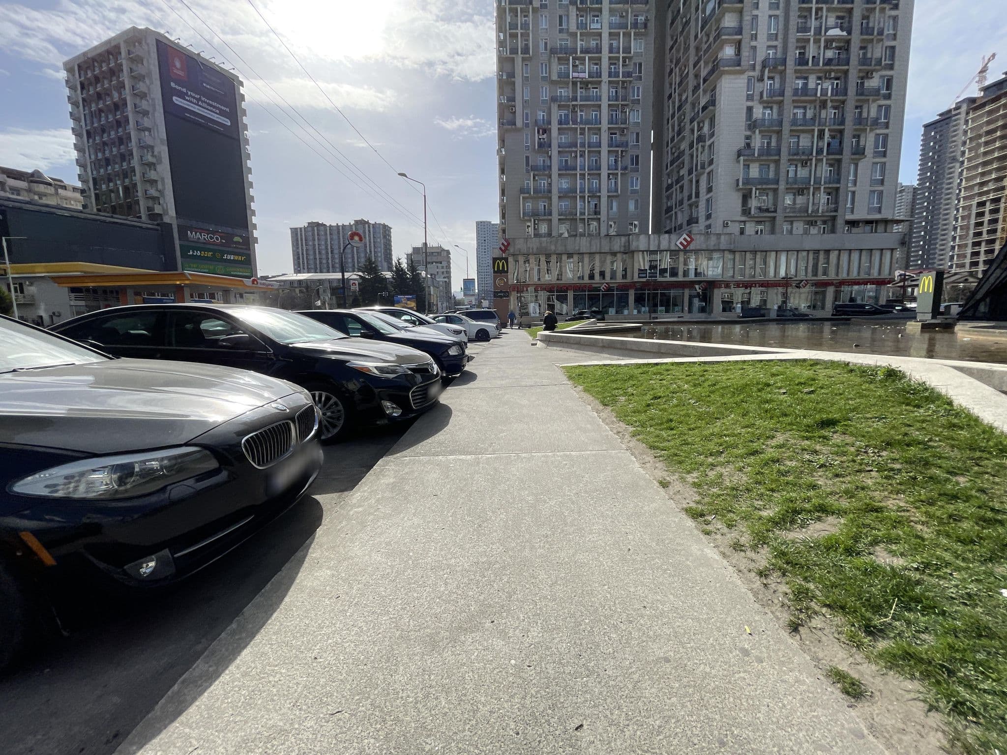 Street view near Sweet Hotel Apartment Madriana (Zaza), Batumi — © egorka (CC BY-SA · Mapillary)