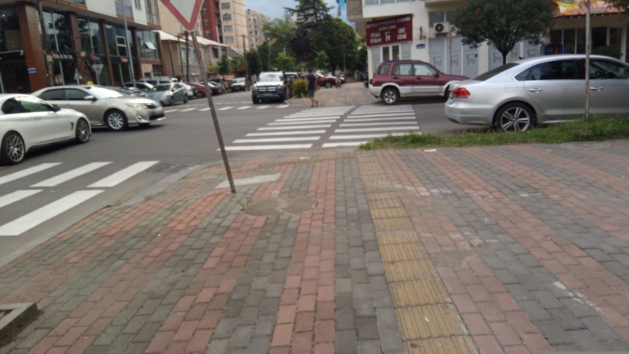 Street view near Guesthouse Melikishvili 57, Batumi — © shoorick (CC BY-SA · Mapillary)