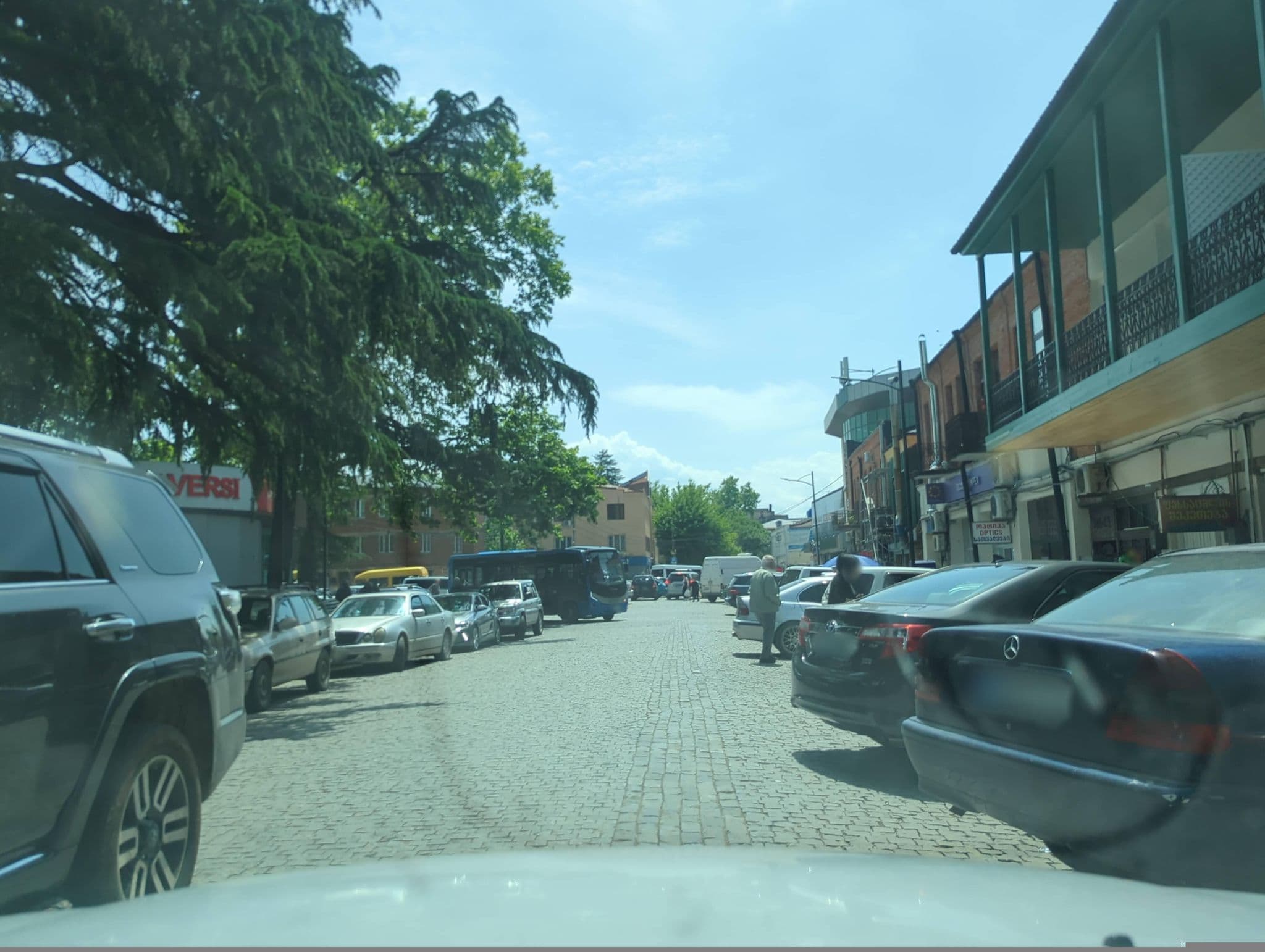 Street view near Hotel Imperator Palace, Kutaisi — © skemmdar (CC BY-SA · Mapillary)