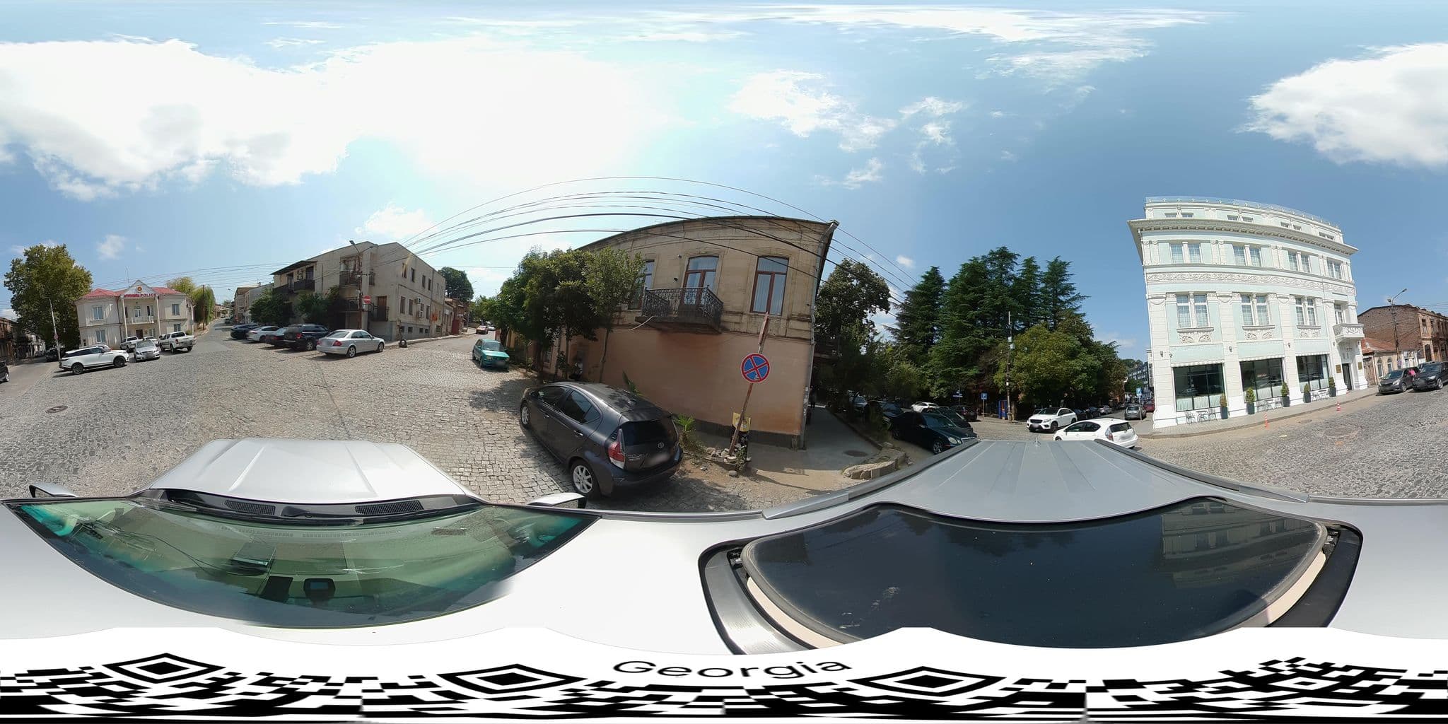 Street view near Memoire Hotel, Kutaisi — © bumbeishvili (CC BY-SA · Mapillary)