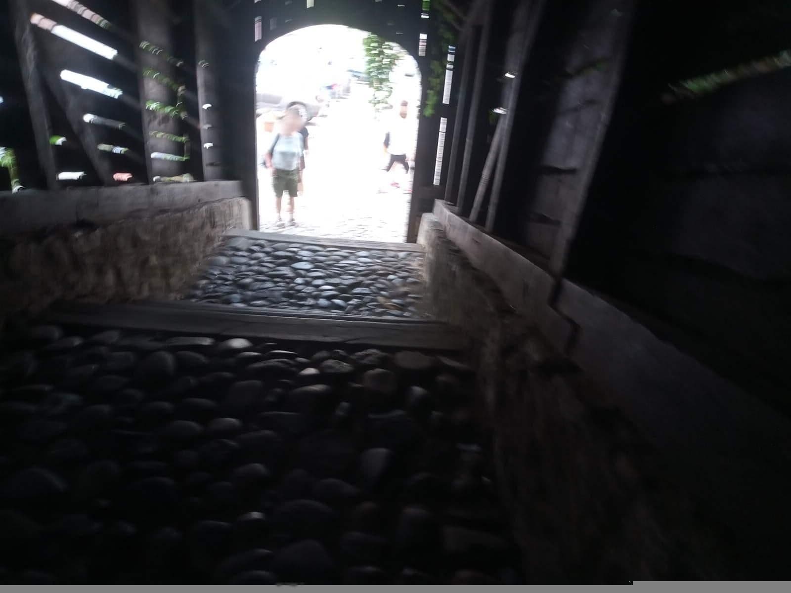 Street view near Pensiunea Bastion, Sighișoara — © grozsa11 (CC BY-SA · Mapillary)