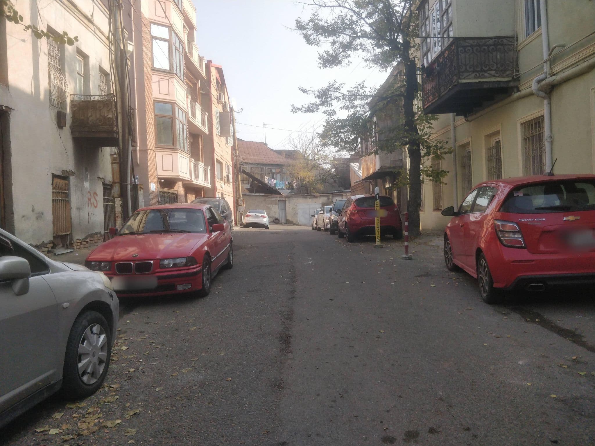 Street view near Boutique Hotel Avlabar, Tbilisi — © dav23r (CC BY-SA · Mapillary)