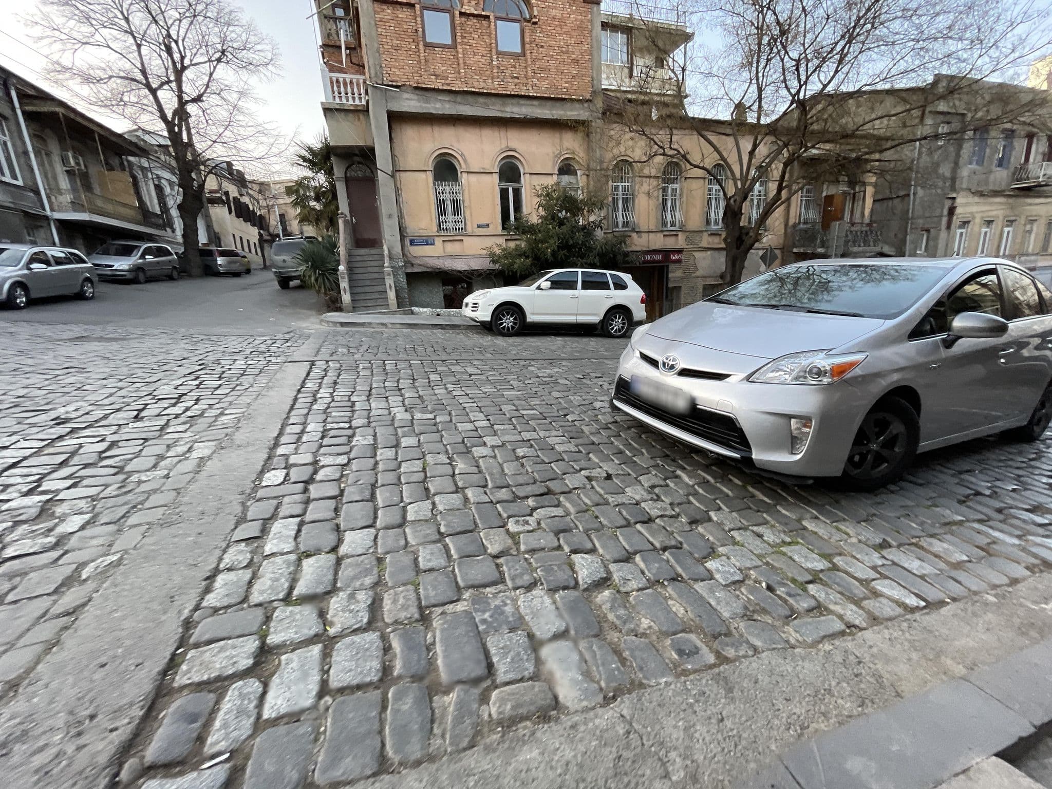Street view near Nino Gelashvili Guesthouse, Okroq’ana — © egorka (CC BY-SA · Mapillary)