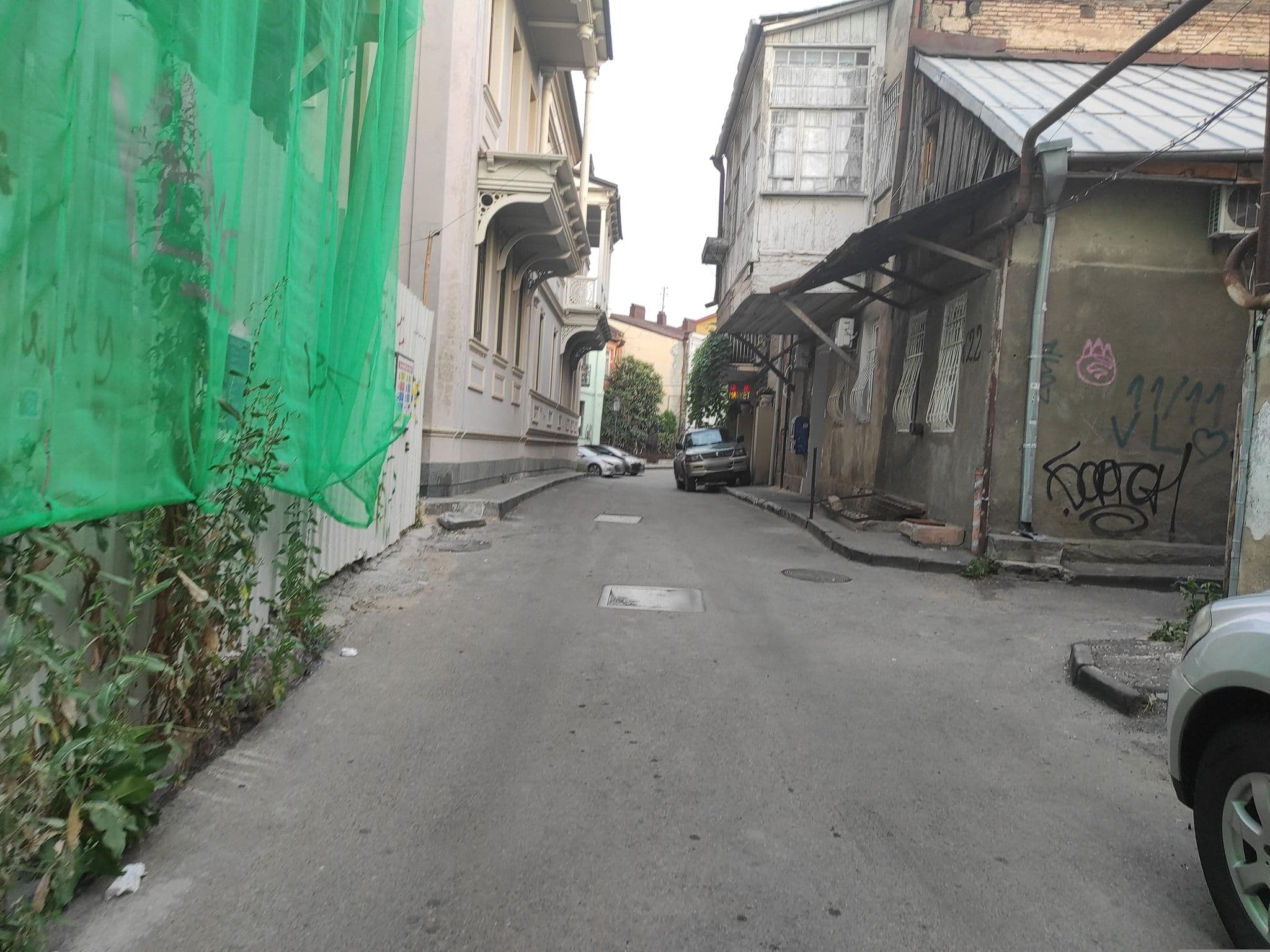 Street view near Mukhrantubani Boutique Hotel, Tbilisi — © David_Osipov (CC BY-SA · Mapillary)
