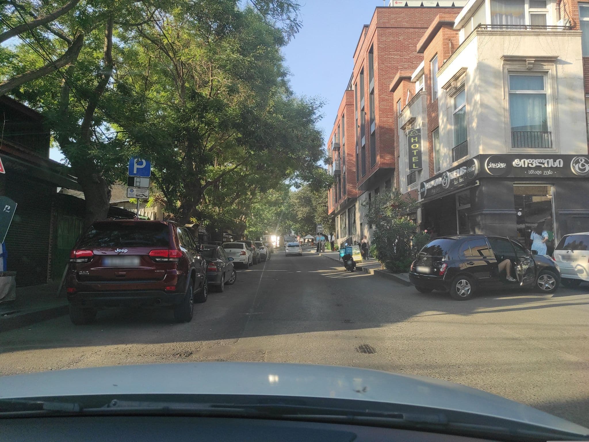 Street view near Visit Hotel, Tbilisi — © David_Osipov (CC BY-SA · Mapillary)