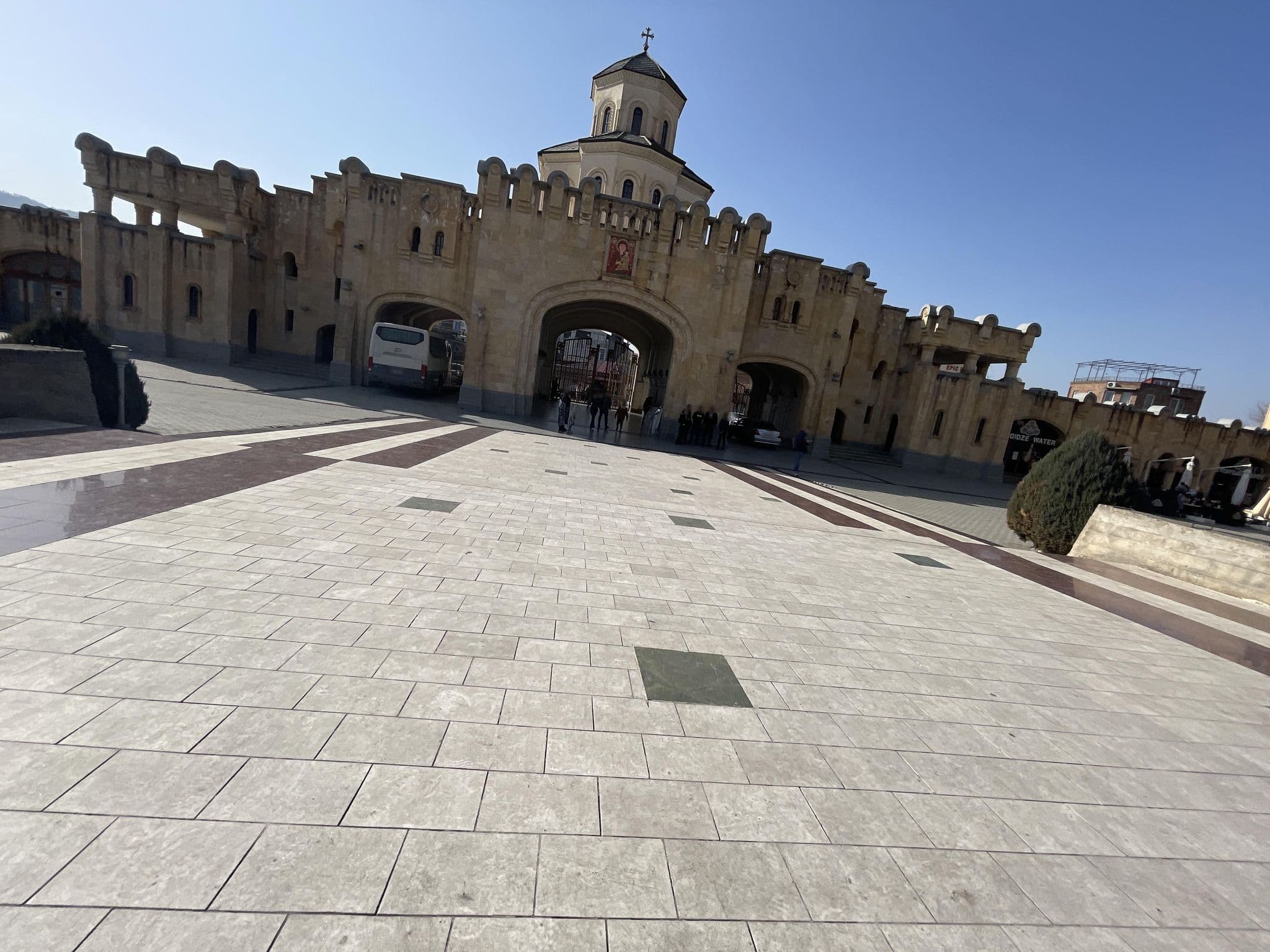 Street view near EPIC HOTEL, Tbilisi — © egorka (CC BY-SA · Mapillary)