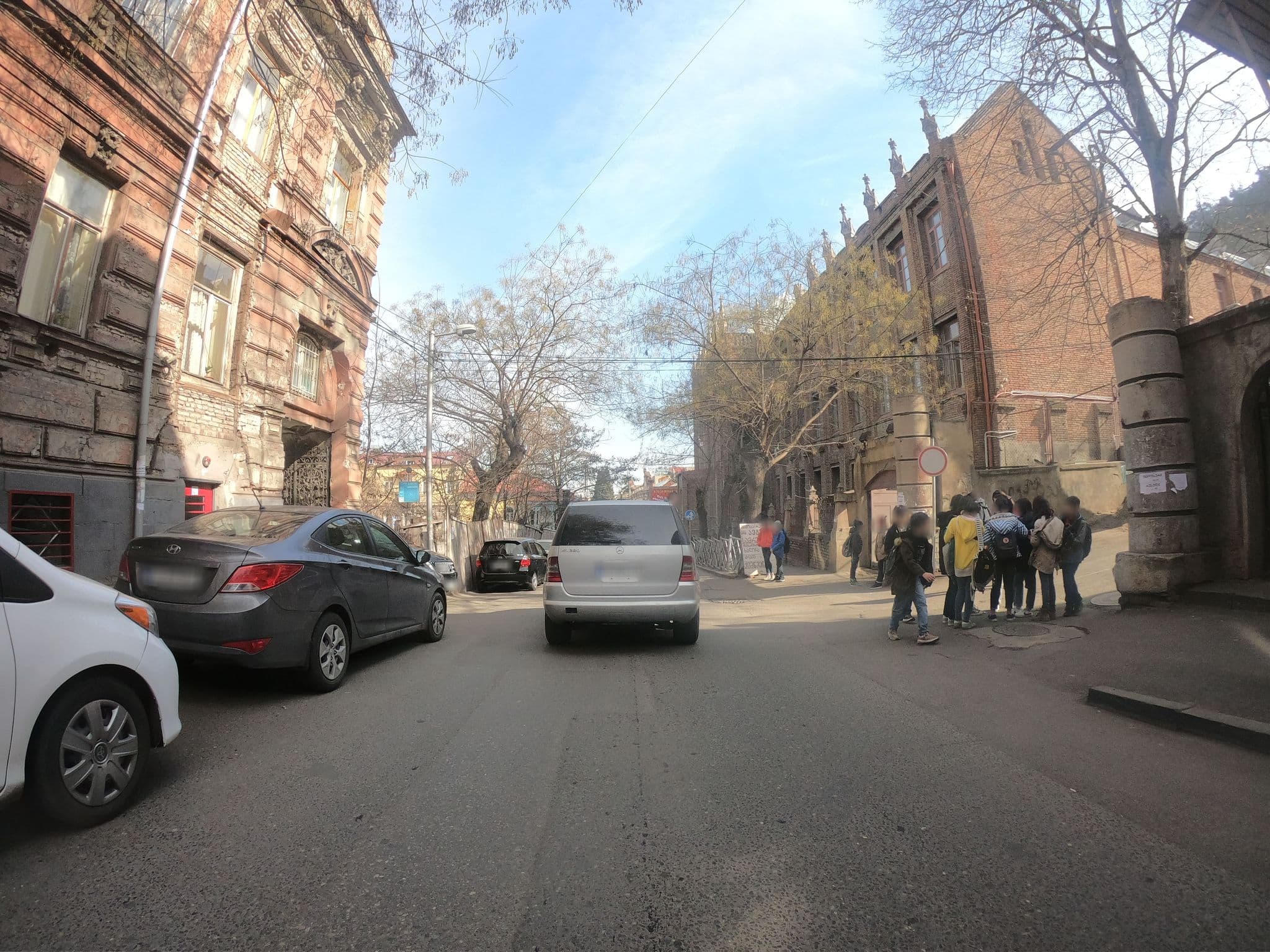 Street view near Ariks Guesthouse, Okroq’ana — © eneerhut (CC BY-SA · Mapillary)