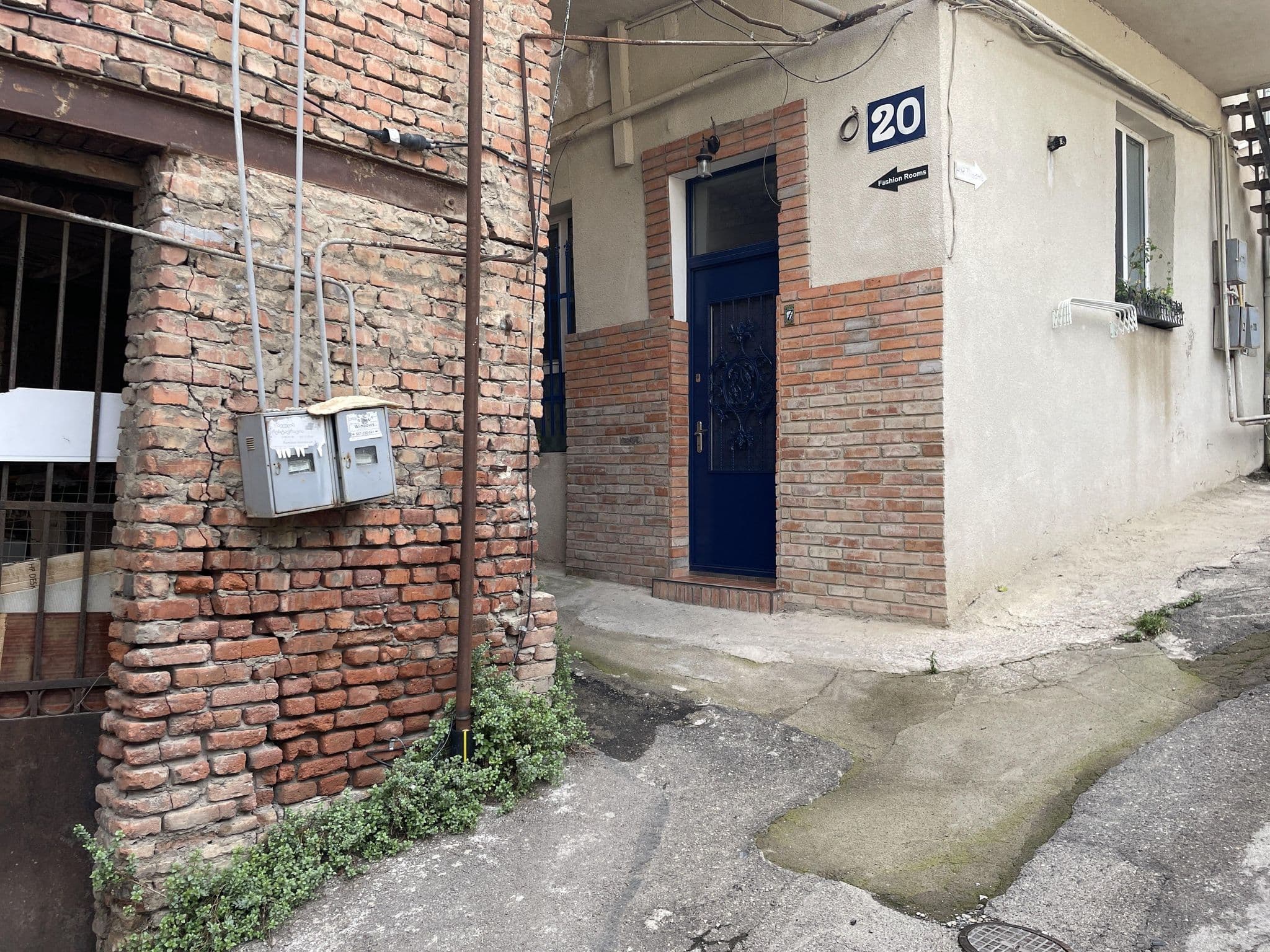 Street view near Art Roms, Okroq’ana — © notmymap (CC BY-SA · Mapillary)