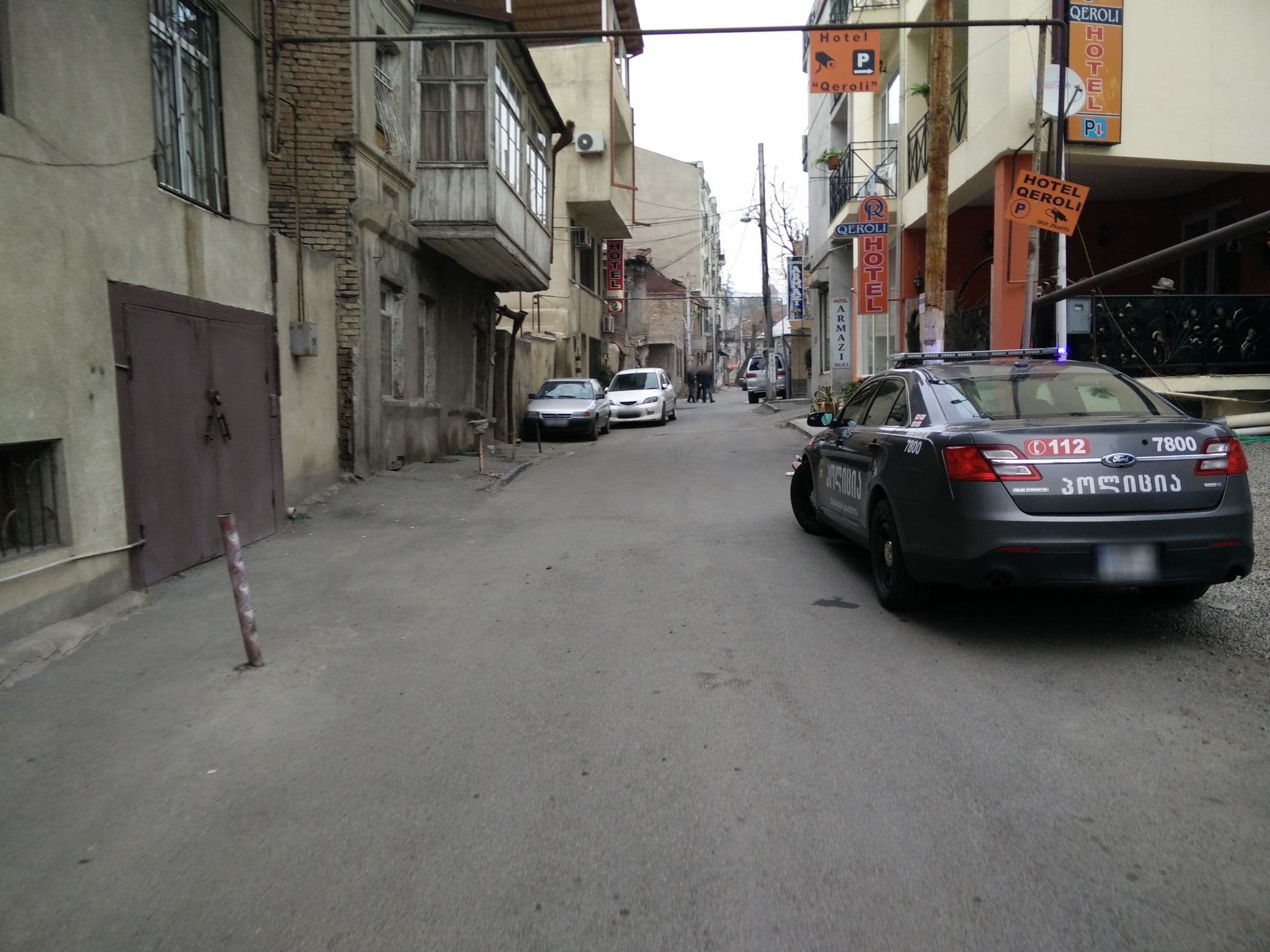 Street view near Qeroli Hotel, Tbilisi — © tothmiklos (CC BY-SA · Mapillary)