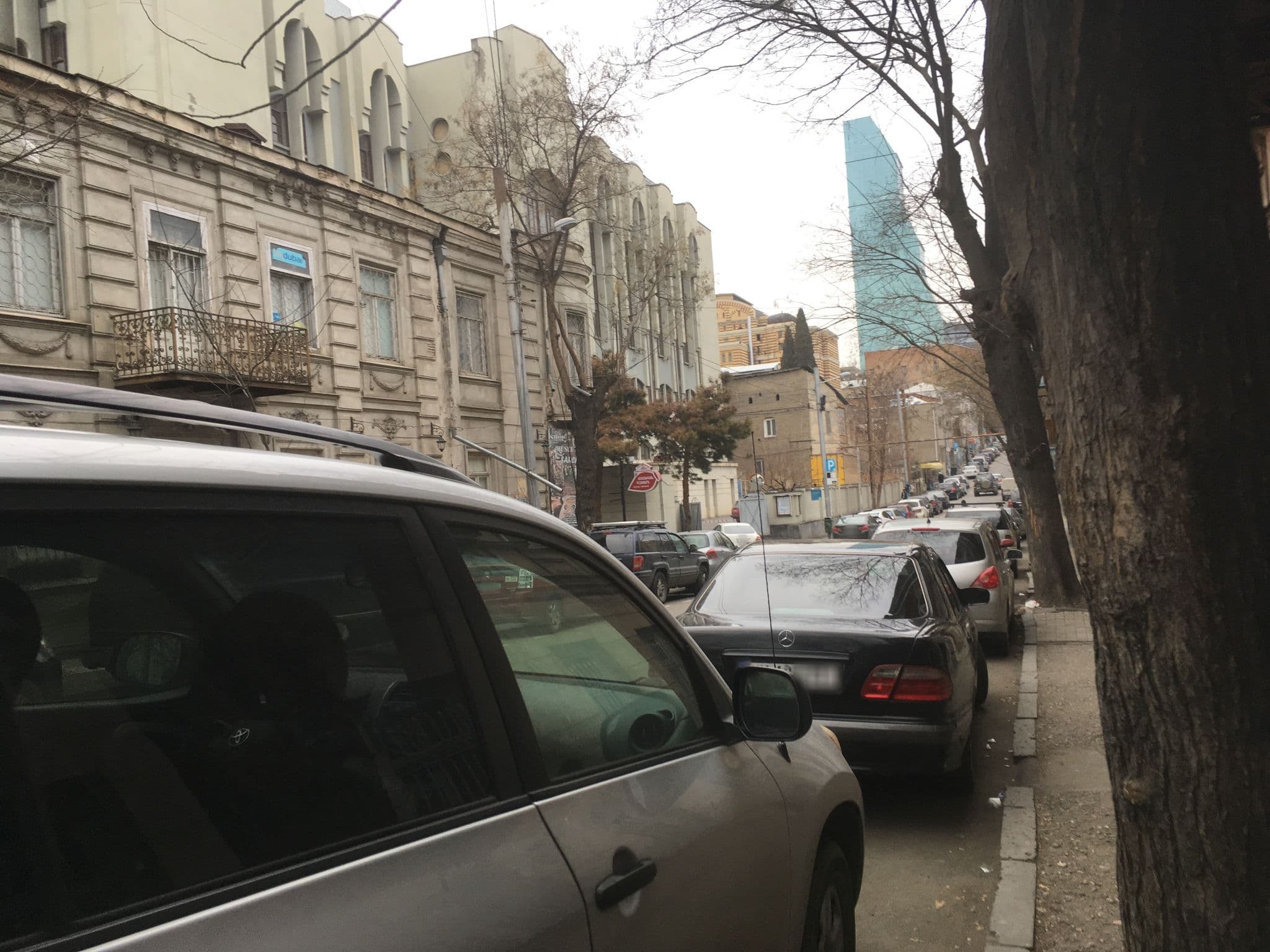 Street view near Hotelo Otel Tbilisi, Okroq’ana — © chrisbeddow (CC BY-SA · Mapillary)