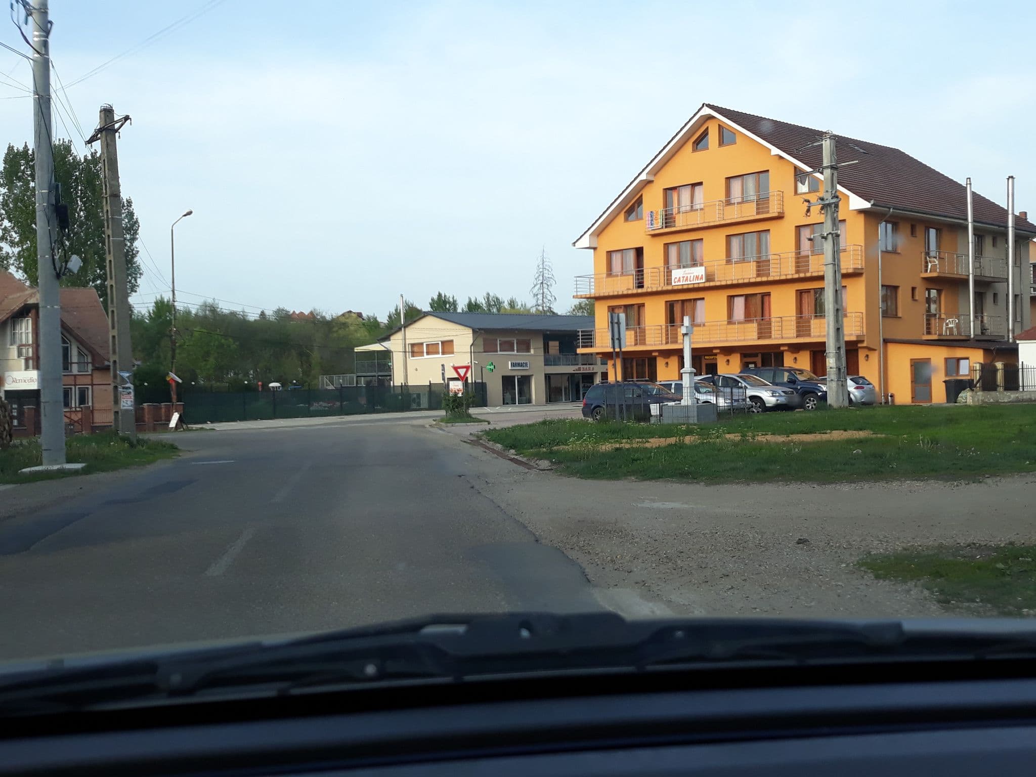 Street view near Issa, Cordău — © murmidon (CC BY-SA · Mapillary)