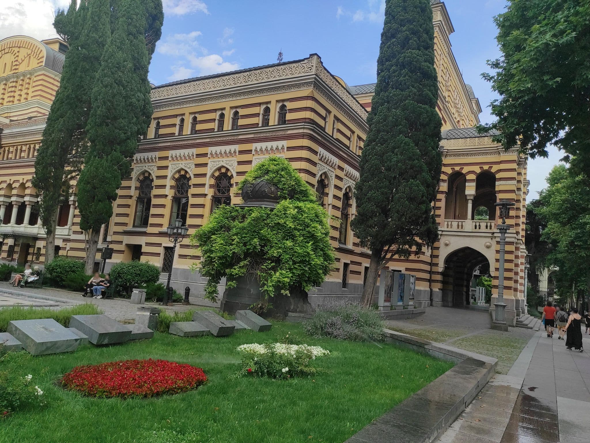 Street view near Ipari Hotel, Okroq’ana — © David_Osipov (CC BY-SA · Mapillary)