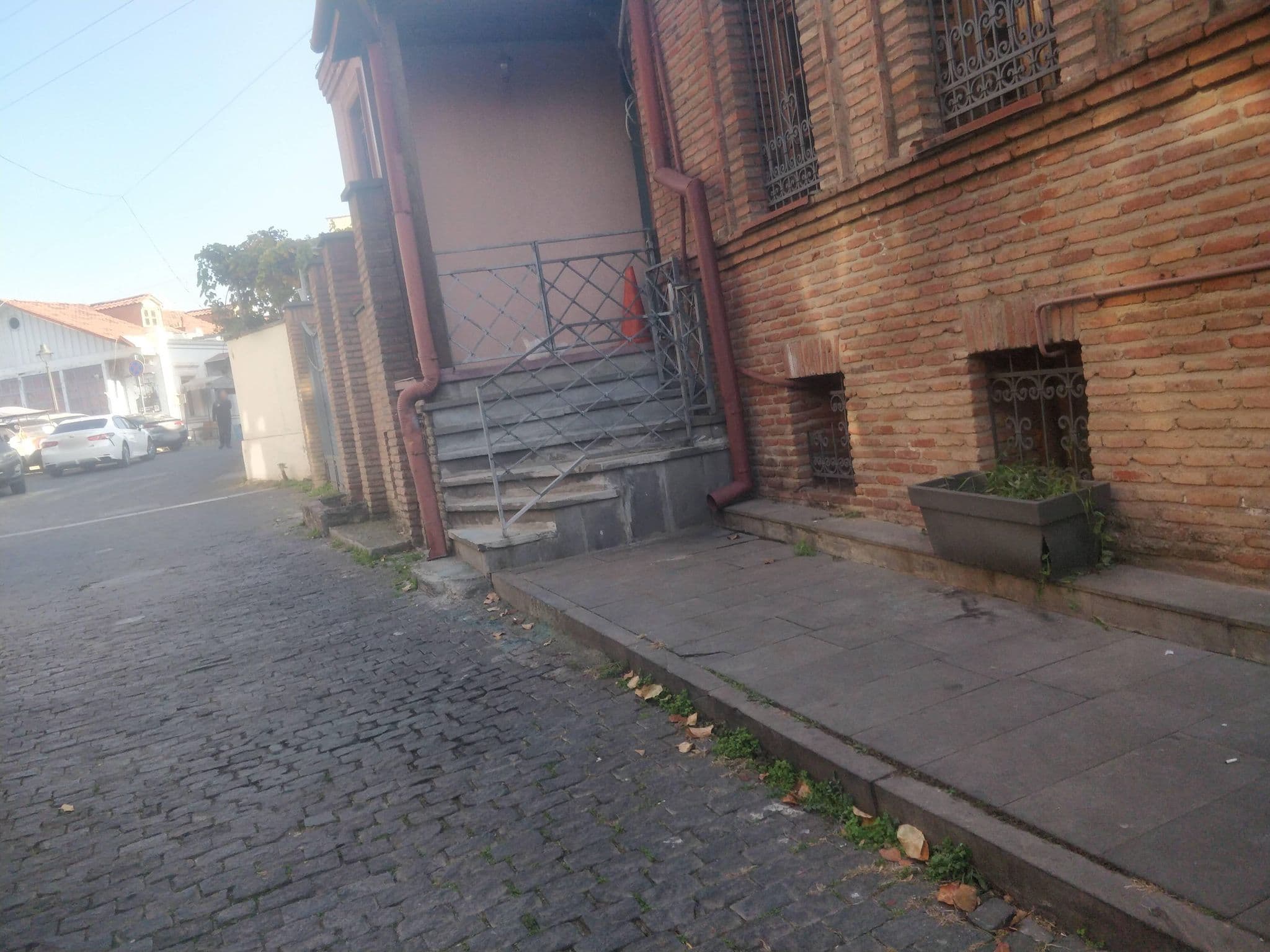 Street view near Betlemi25, Tbilisi — © dav23r (CC BY-SA · Mapillary)