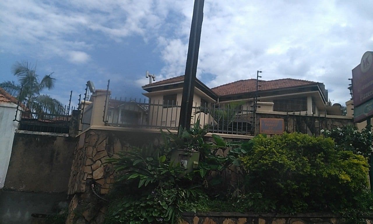 Street view near Room 18, Kampala — © ralebipim (CC BY-SA · Mapillary)