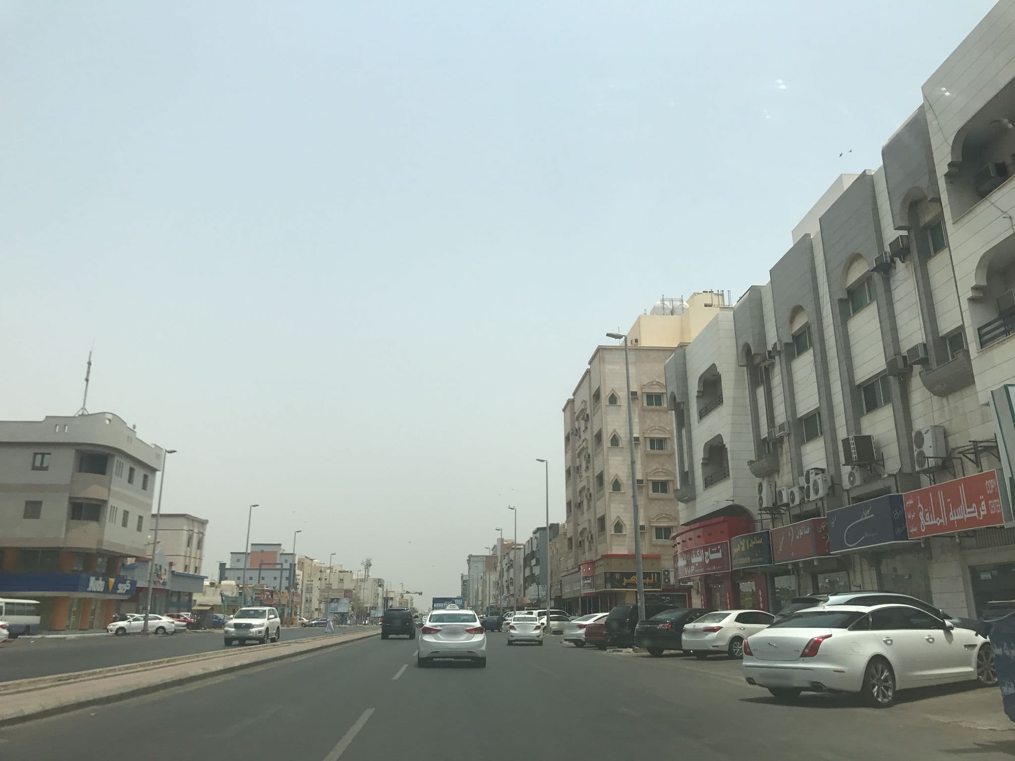 Street view near فندق قمر, Jeddah — © hisham95 (CC BY-SA · Mapillary)