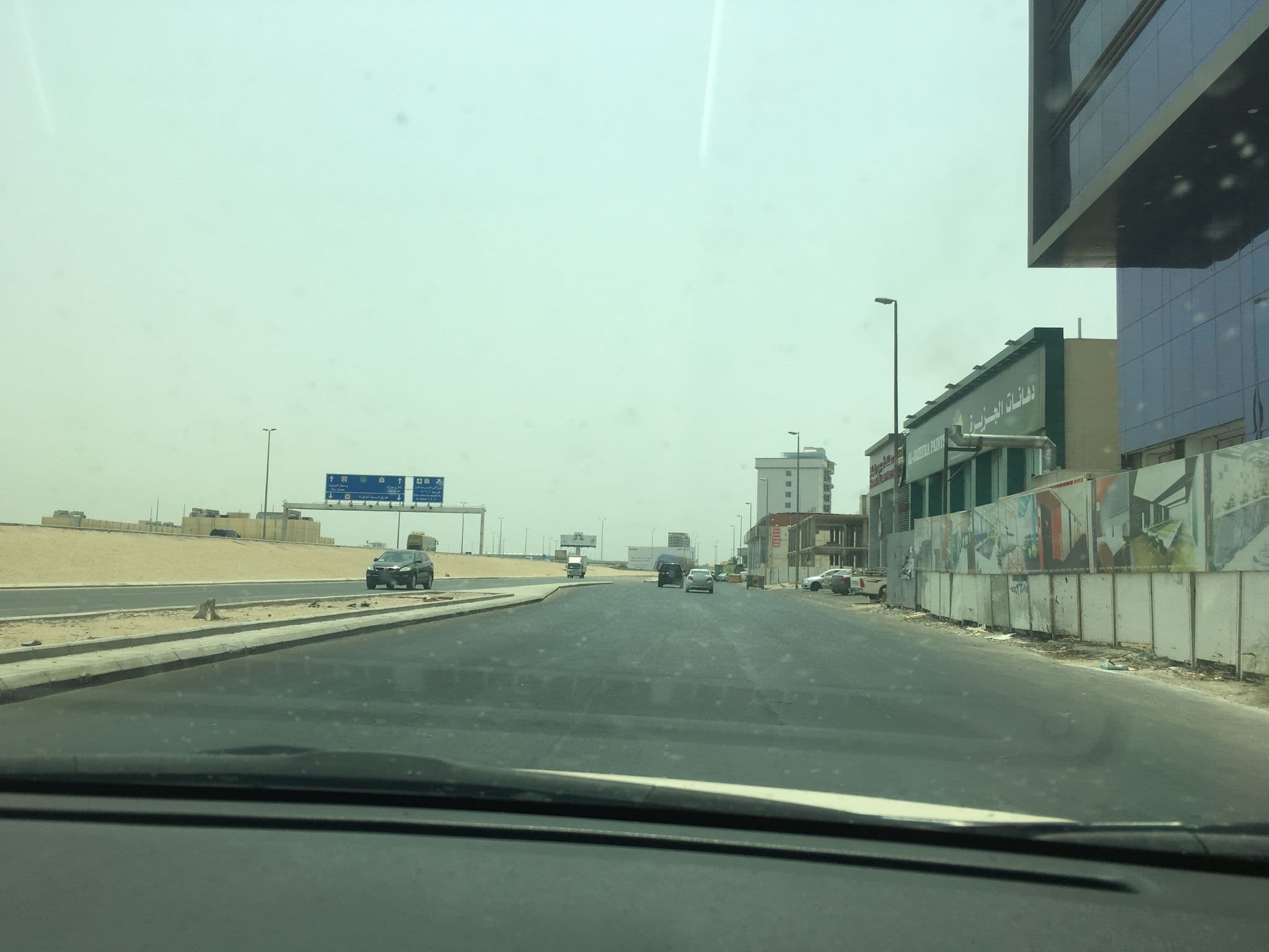 Street view near Park Inn by Radisson, Jeddah Madinah Road, Jeddah — © maanhazzazi (CC BY-SA · Mapillary)