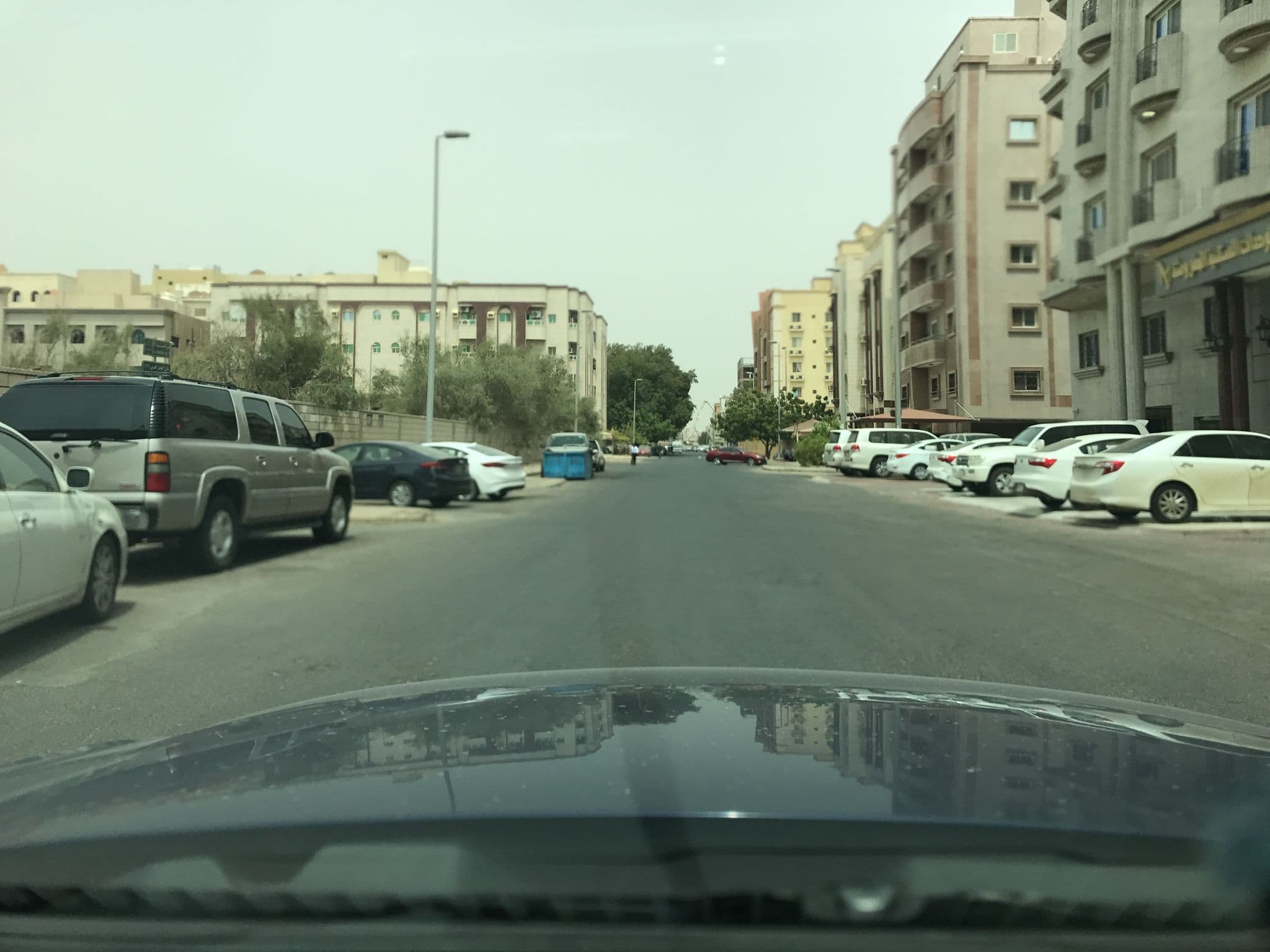 Street view near Marsa Al-Hamra Hotel Apartments, Jeddah — © odai (CC BY-SA · Mapillary)