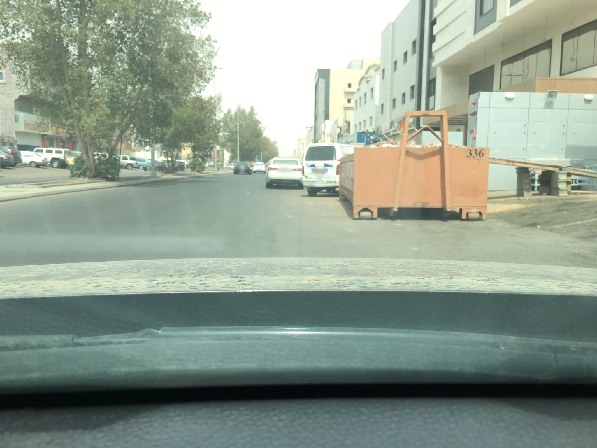 Street view near Diwan Residence Hotel, Jeddah — © maanhazzazi (CC BY-SA · Mapillary)