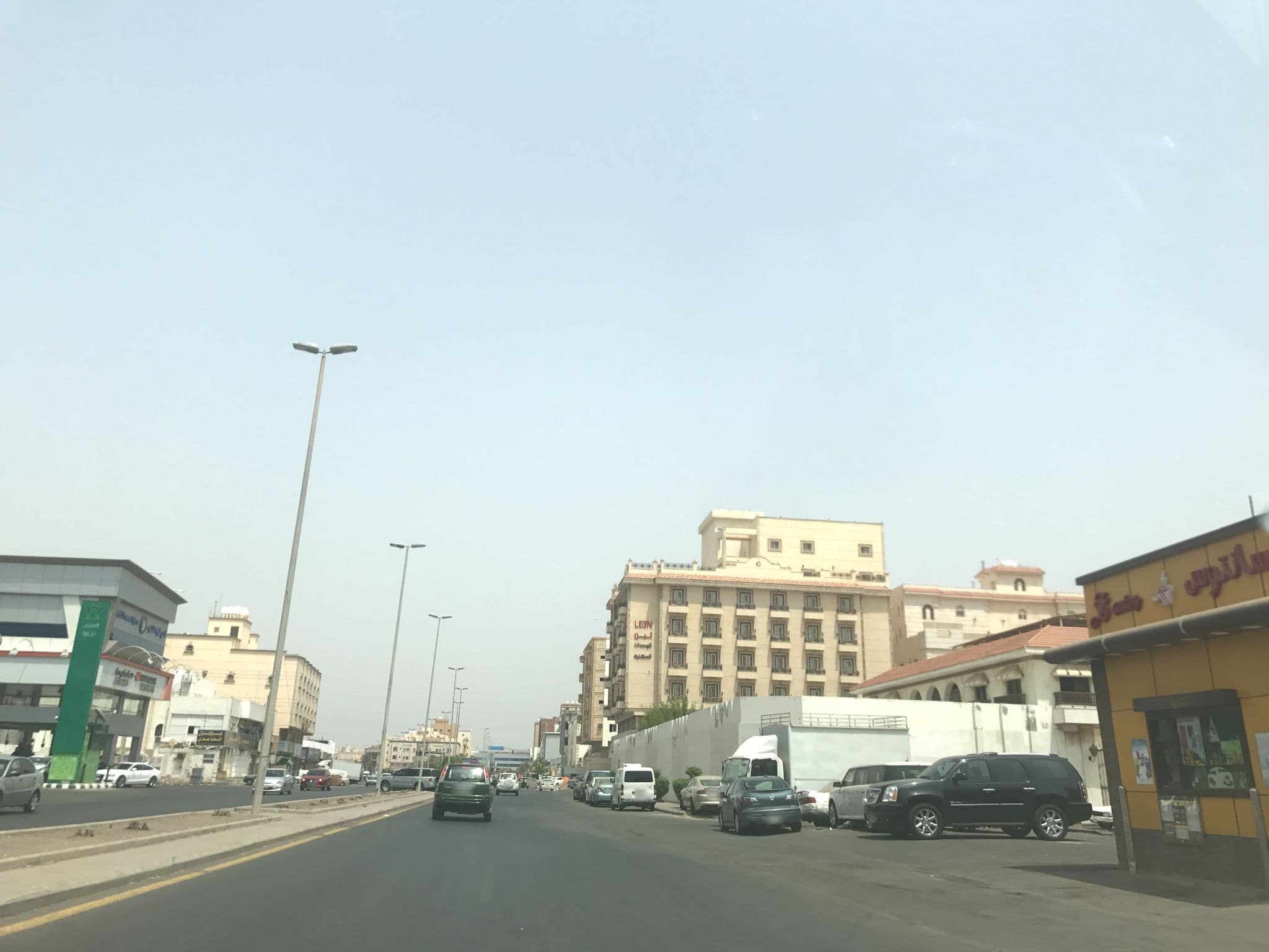 Street view near Four Seasons Hotel.Geneva,Switzerland, Jeddah — © hisham95 (CC BY-SA · Mapillary)